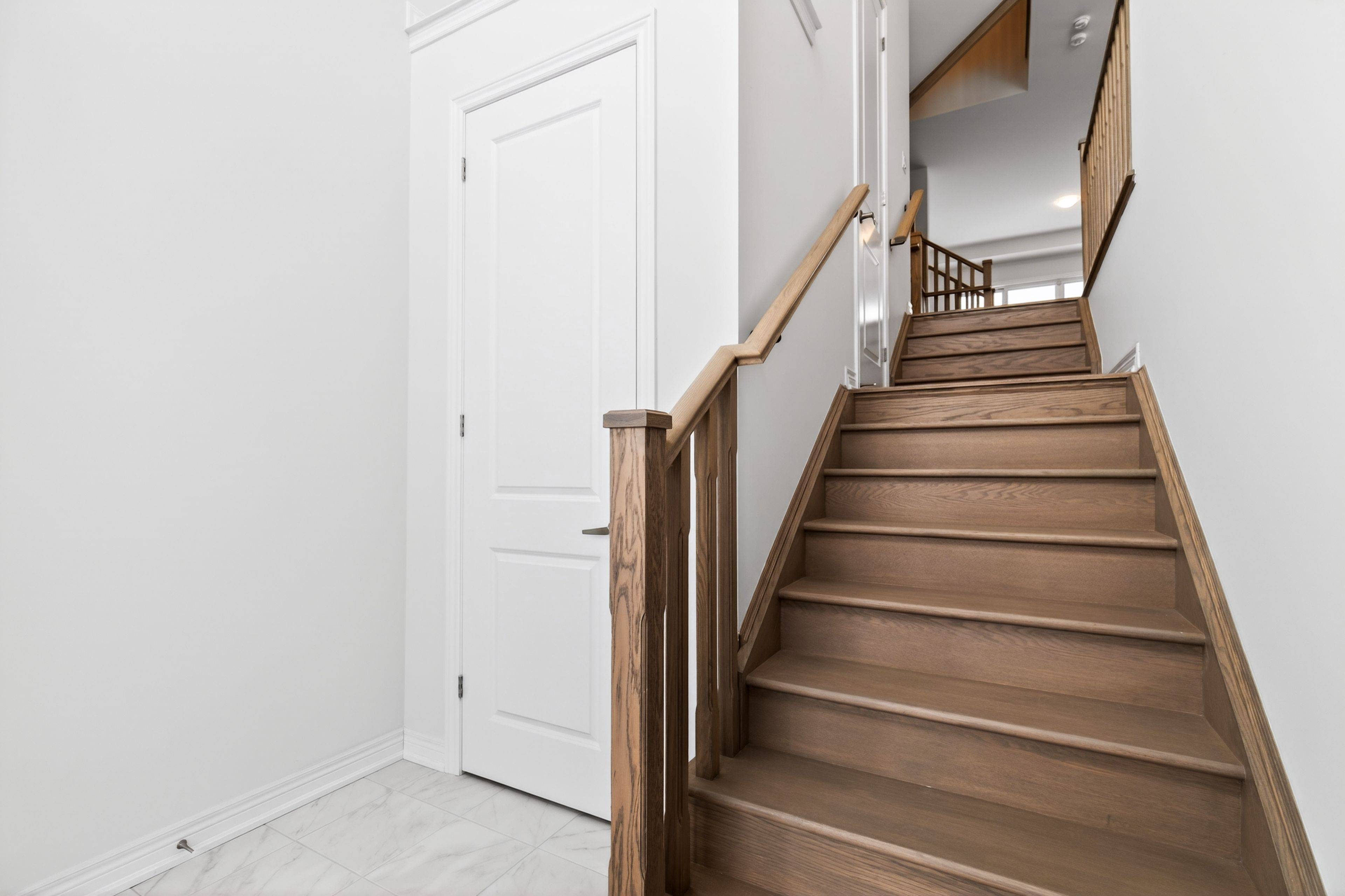 Oakville, ON L6H 0V8,3211 Sixth Line #Unit A