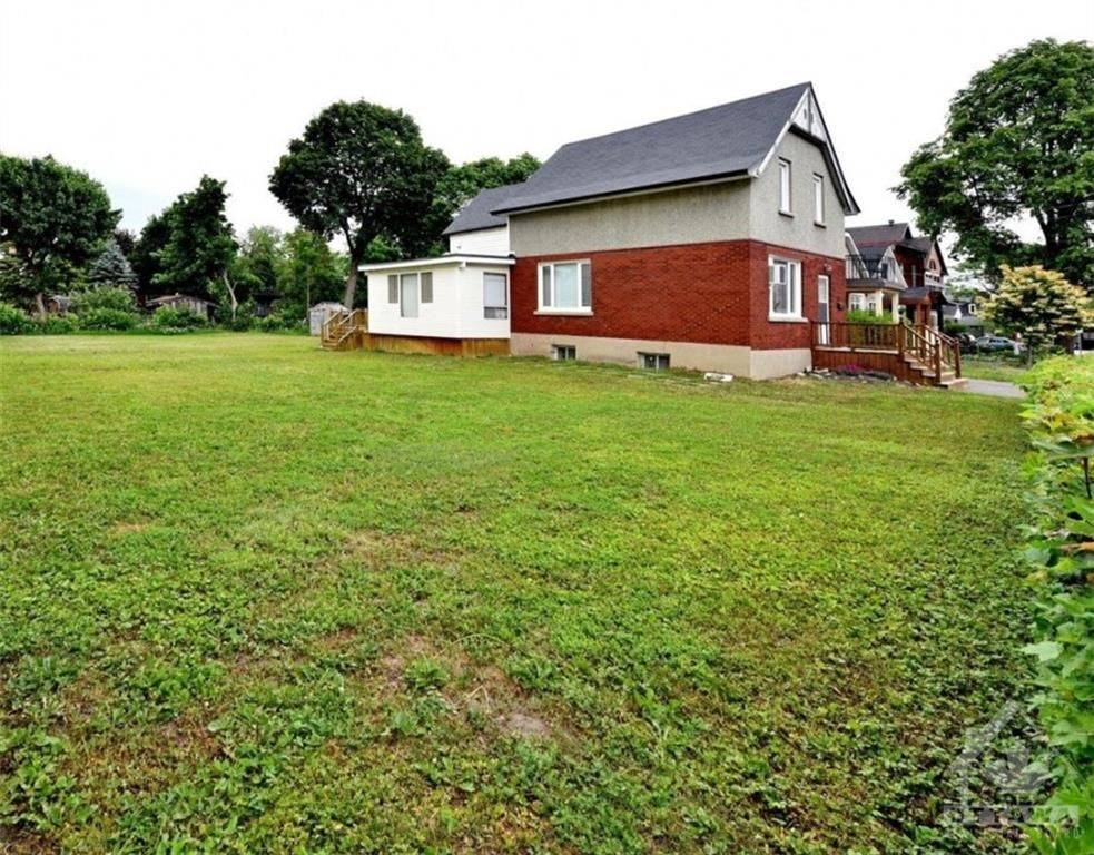 Glebe - Ottawa East And Area, ON K1S 0E2,67 Springhurst AVE