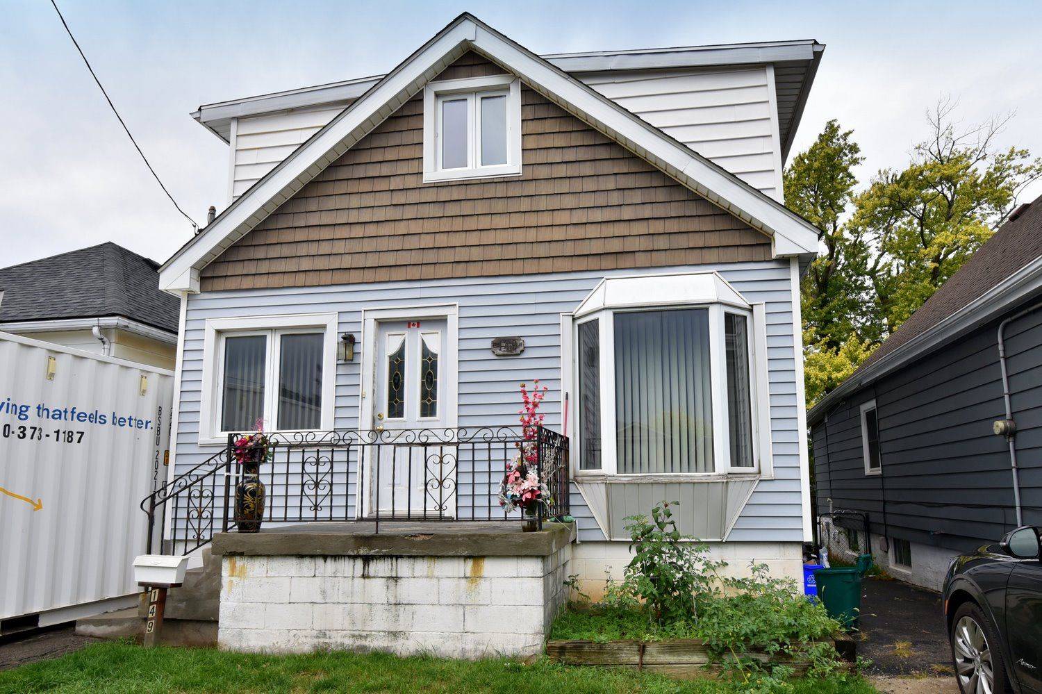 Hamilton, ON L8H 5S7,149 Ivon AVE