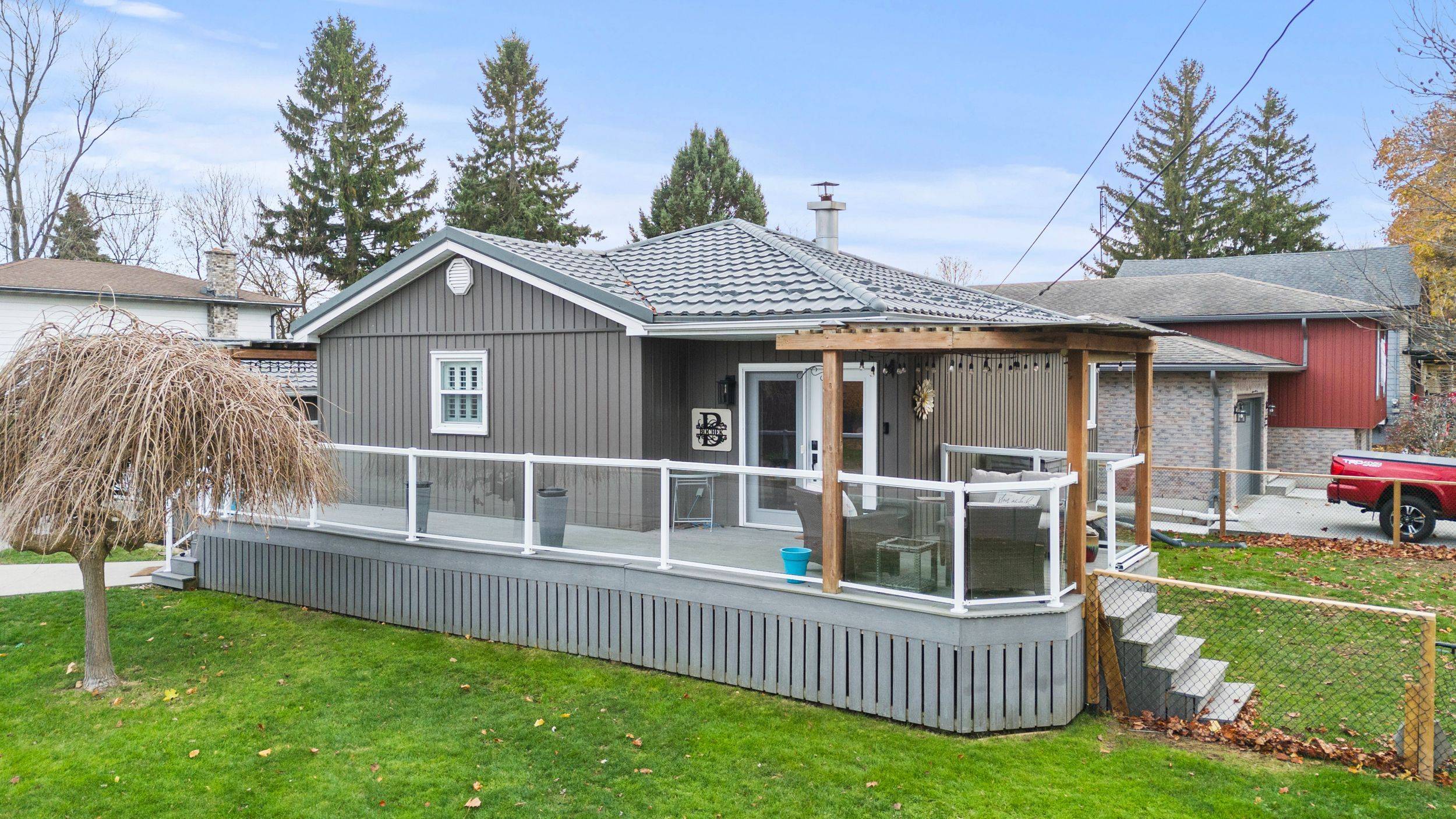 Haldimand, ON N1A 1A1,104 Concession ST E