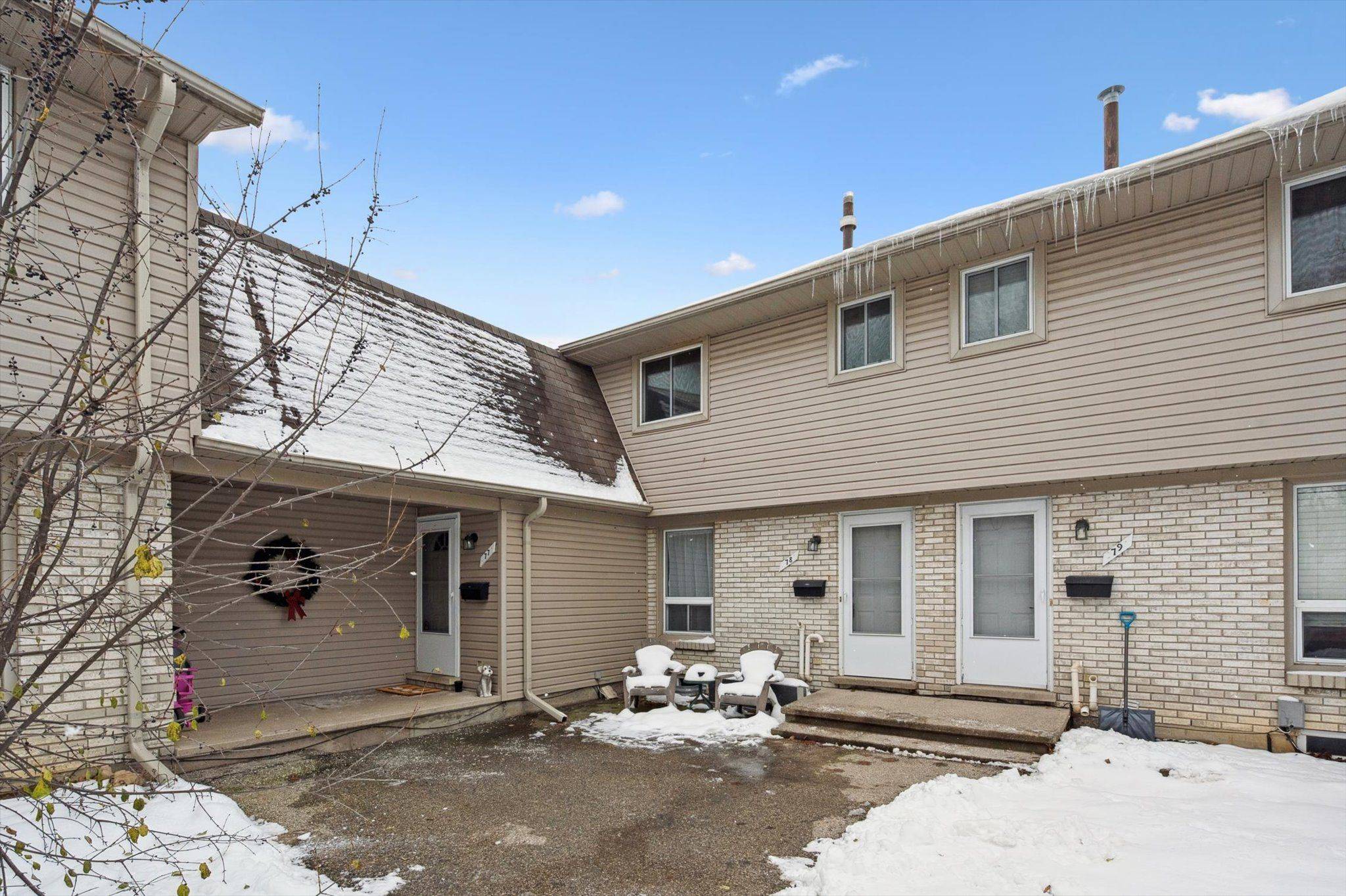 Guelph, ON N1K 1A3,700 Paisley RD #78