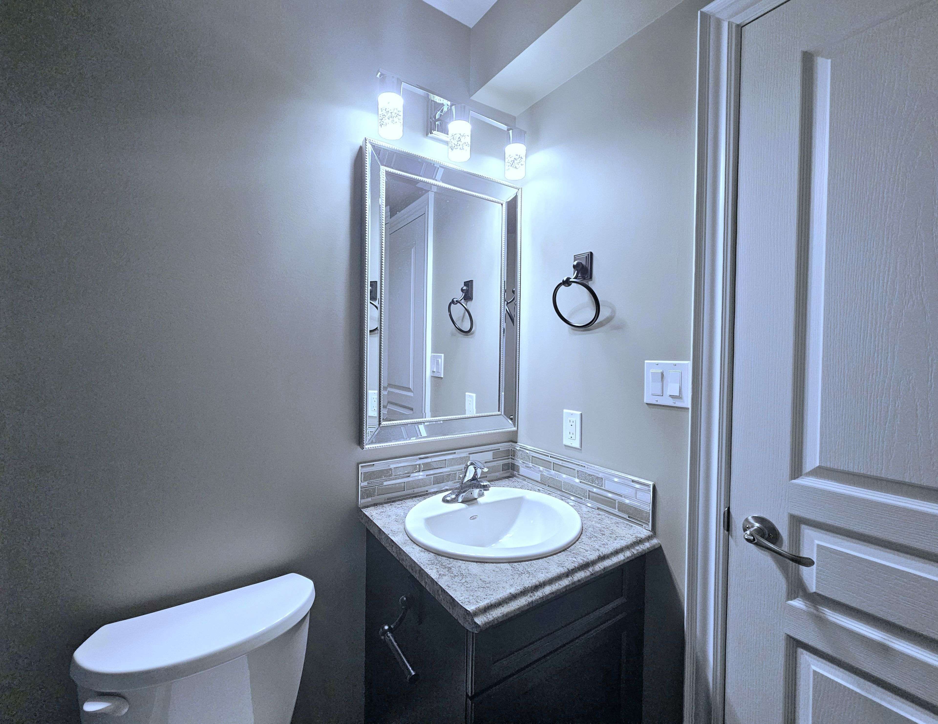 Niagara Falls, ON L2H 0L8,6412 Shapton CRES