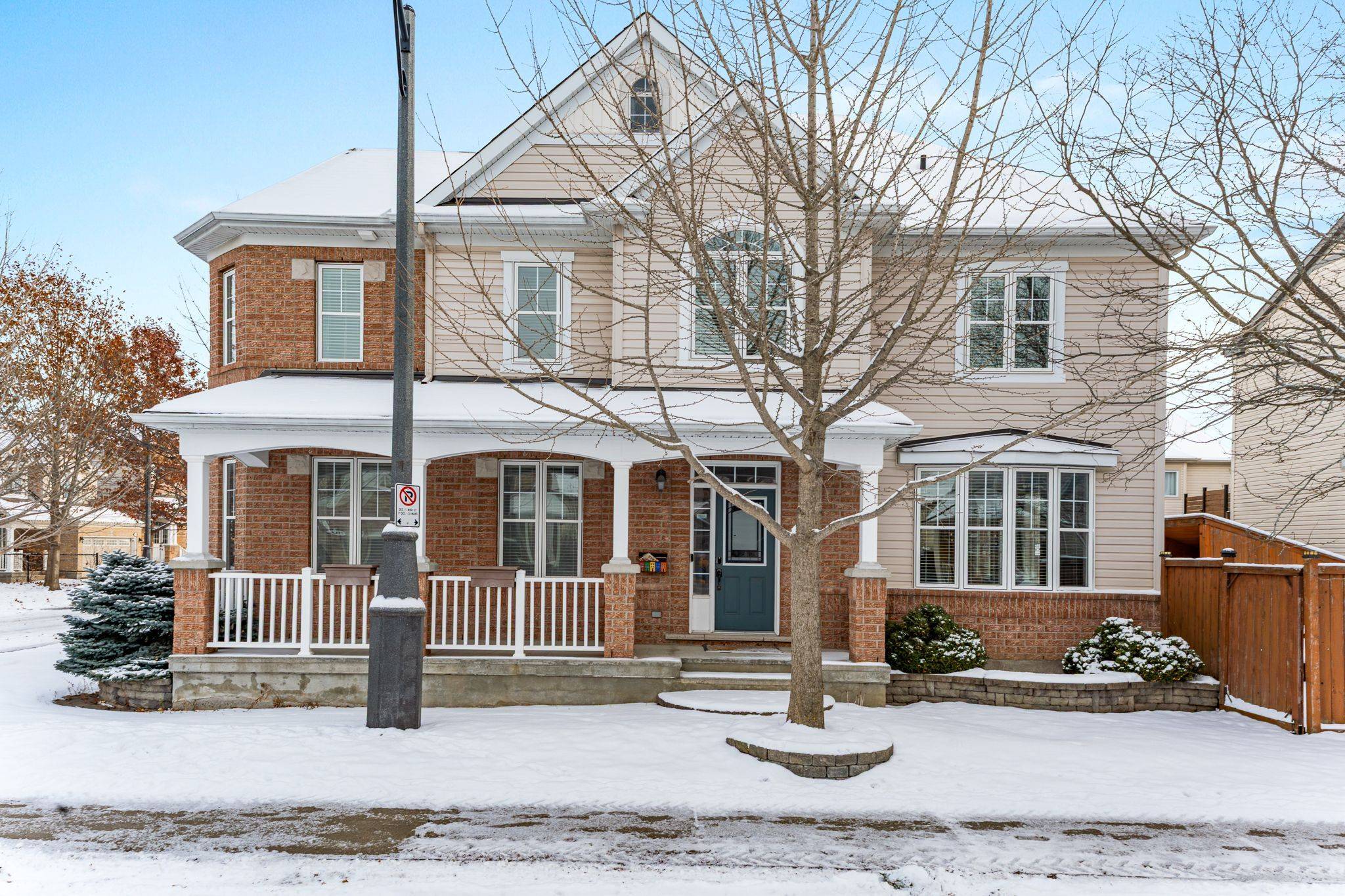 Stittsville - Munster - Richmond, ON K2S 0E5,221 Kohilo CRES