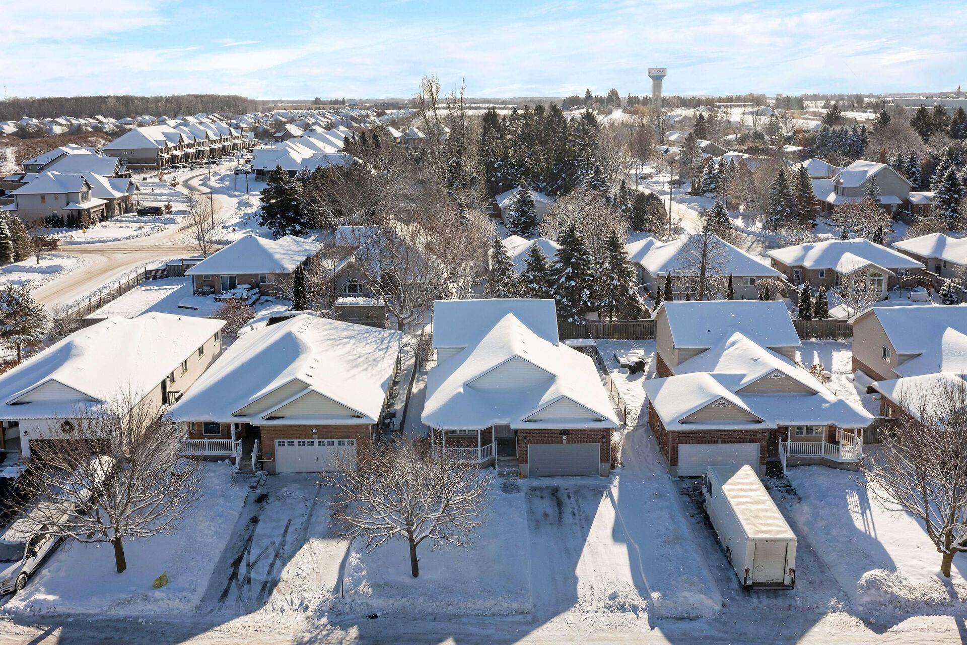 Centre Wellington, ON N0B 1S0,48 Dickinson CT