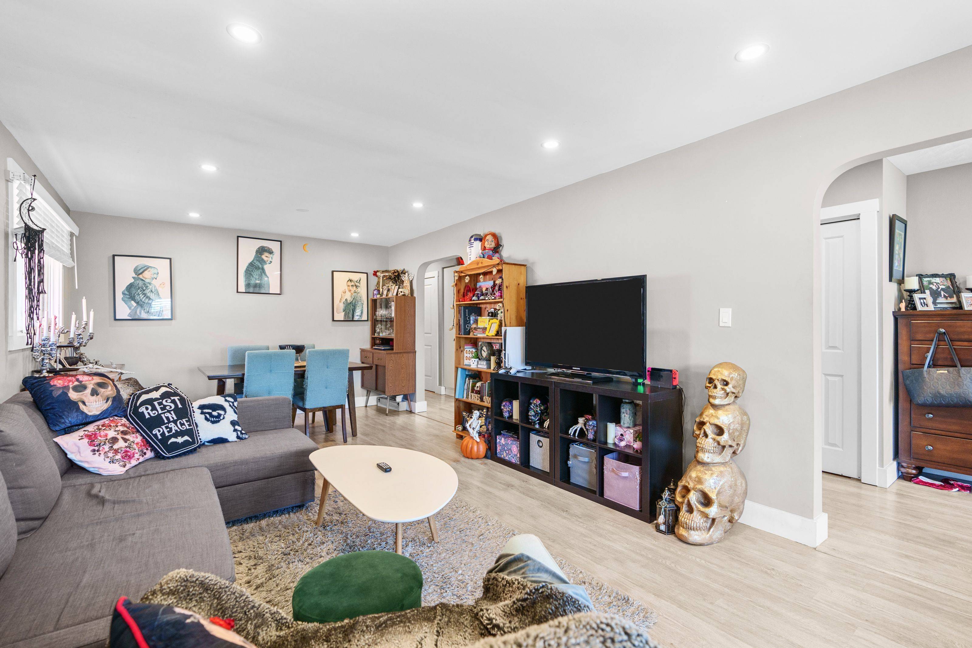 Hamilton, ON L8T 4Y1,96 Summerlea DR #1