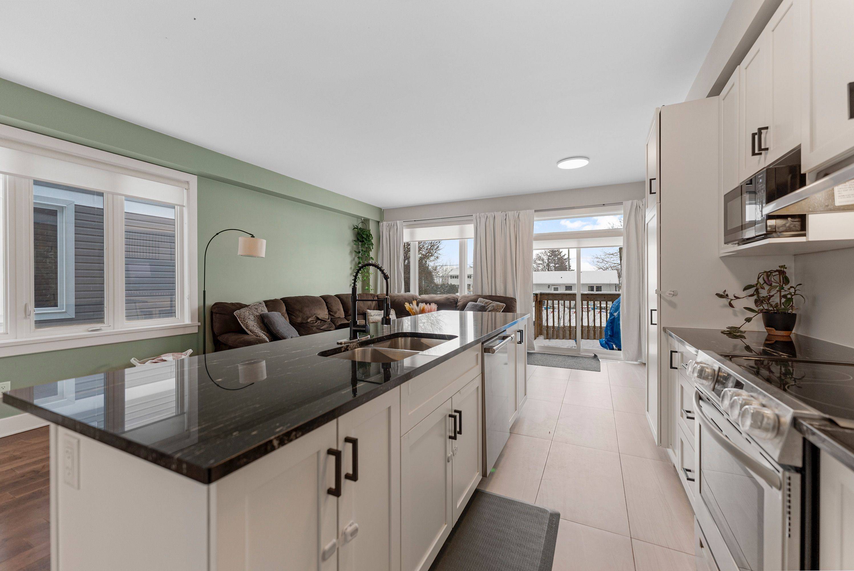 Arnprior, ON K7S 0H1,201 Bert Hall ST