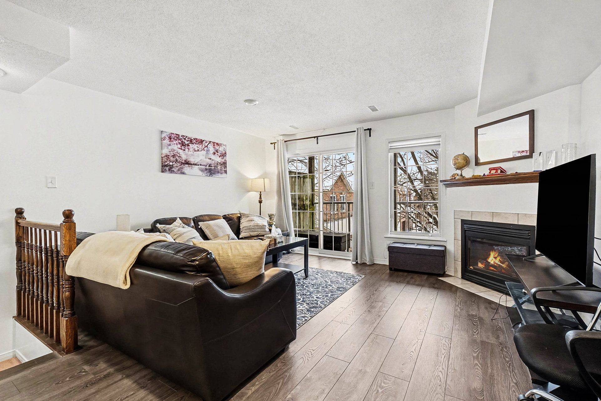 South Of Baseline To Knoxdale, ON K2G 6K3,112 Centrepointe DR #C