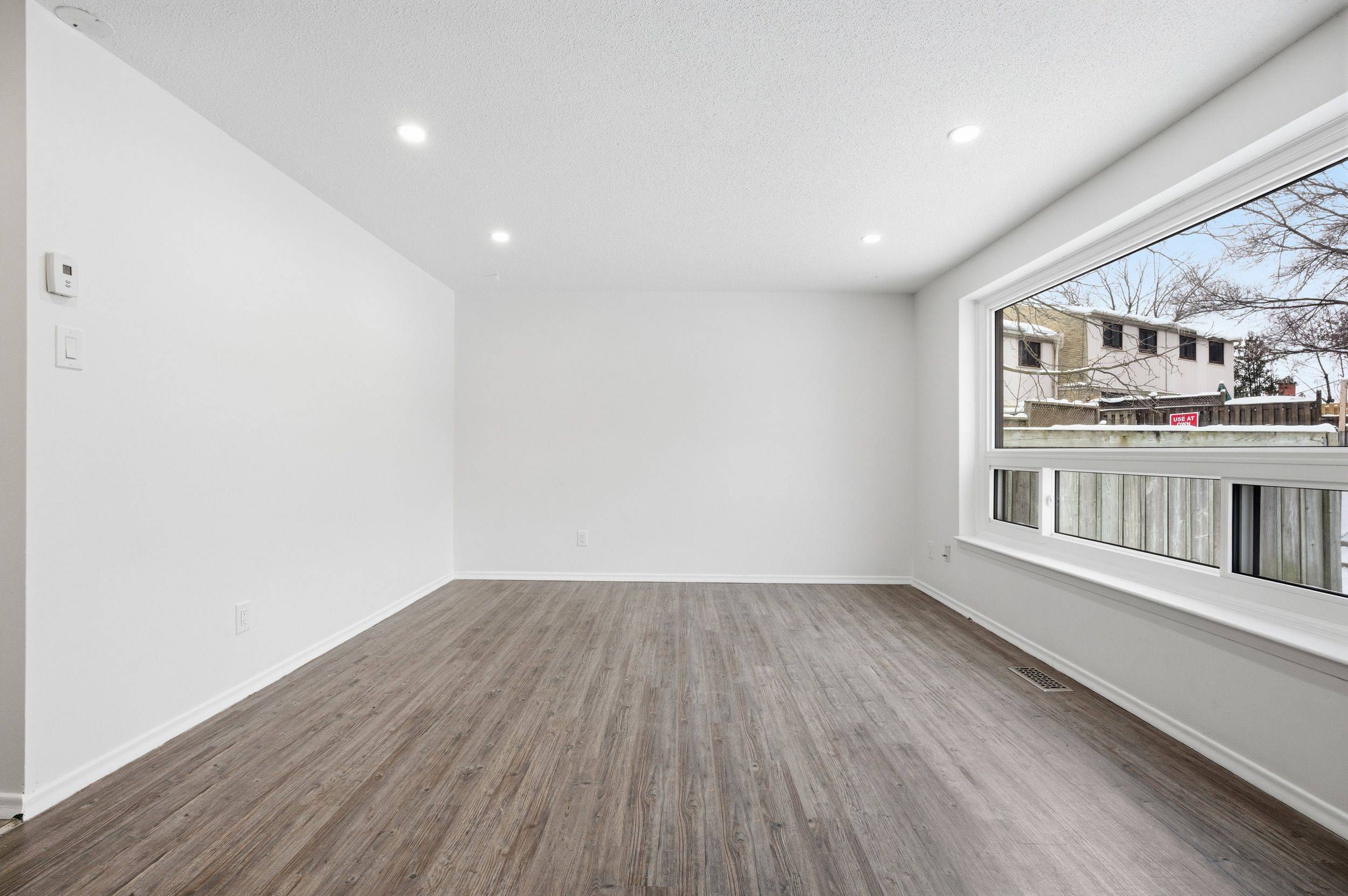 Kitchener, ON N2A 1R6,280 Thaler AVE #9