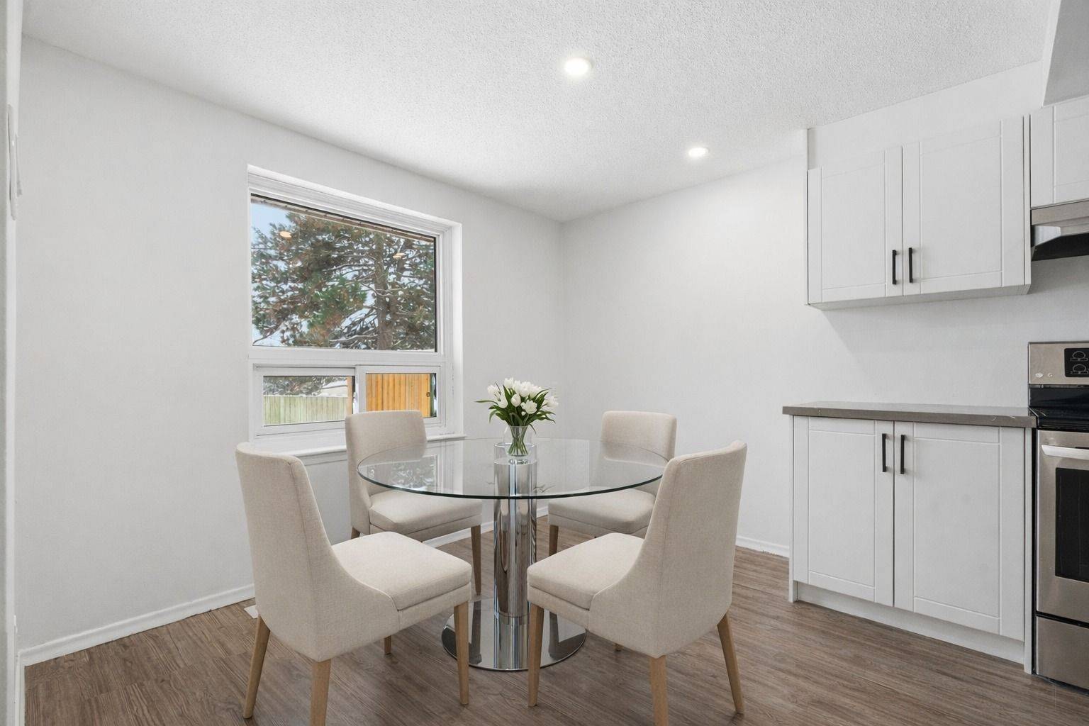 Kitchener, ON N2A 1R6,280 Thaler AVE #9