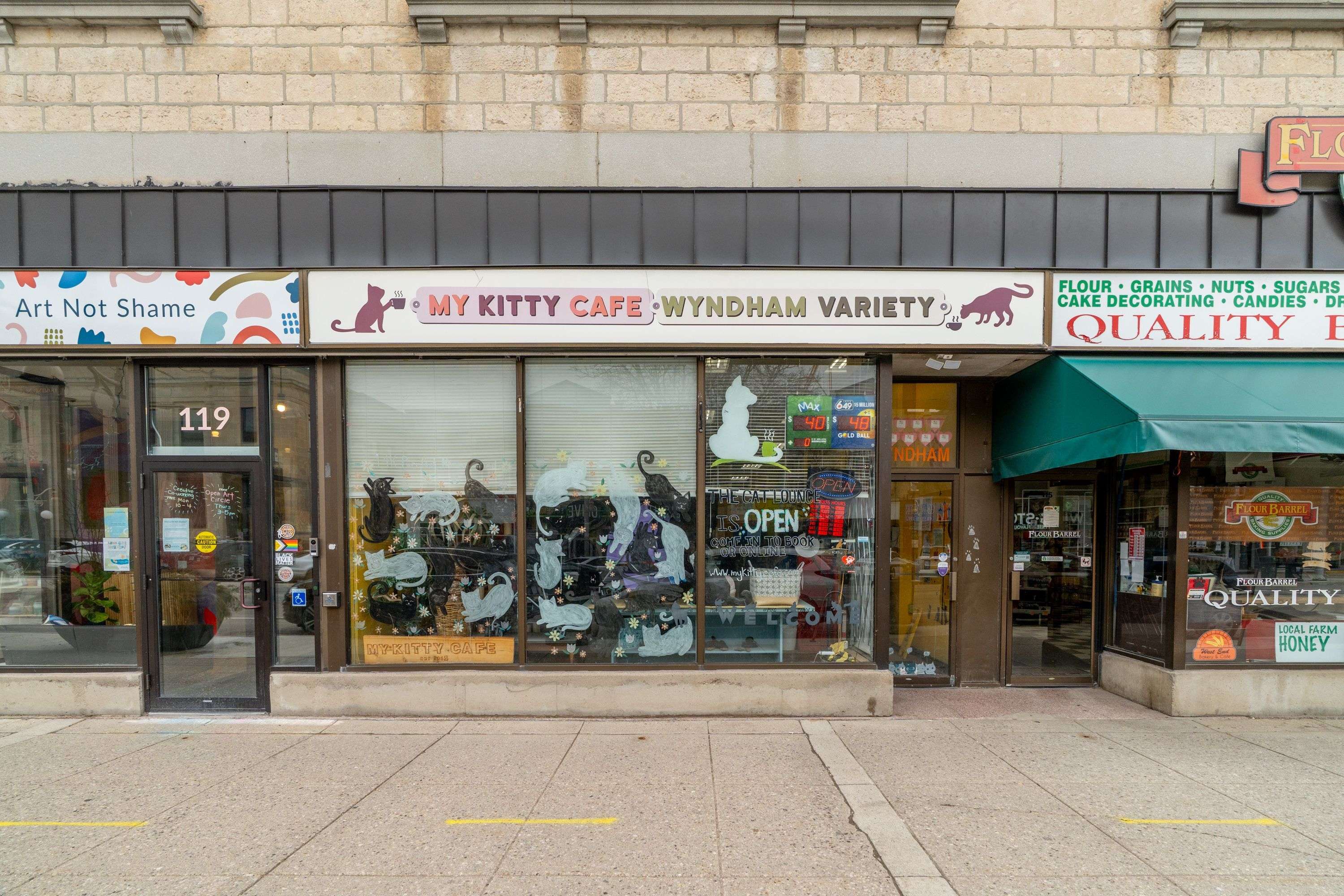 Guelph, ON N1H 4E9,117 Wyndham ST N