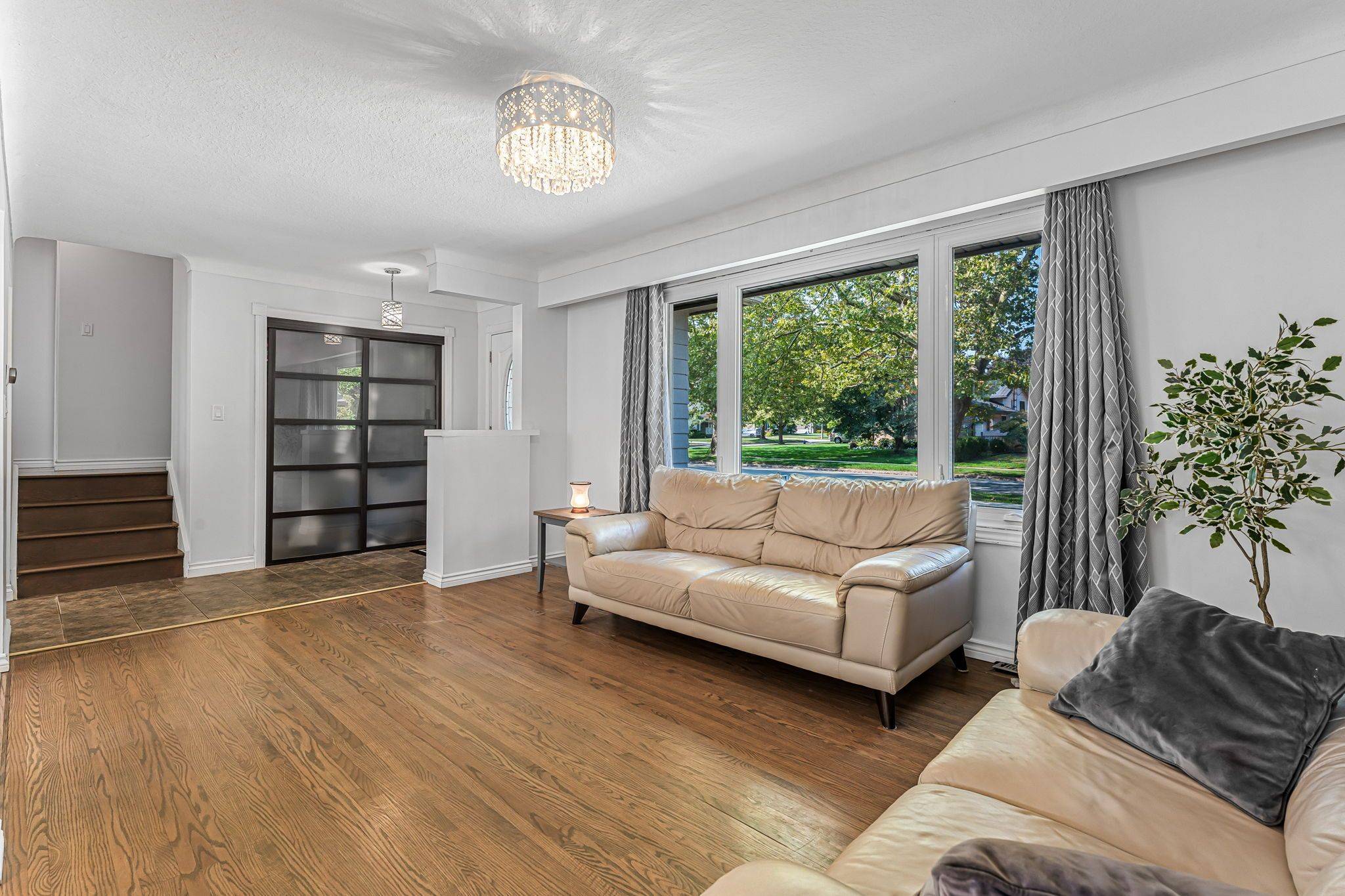 Niagara Falls, ON L2J 2C3,7210 Woodington RD