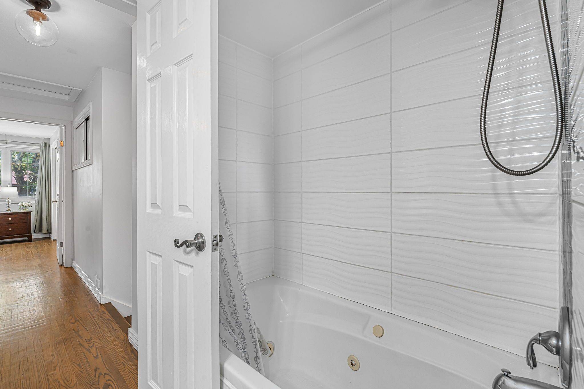 Niagara Falls, ON L2J 2C3,7210 Woodington RD