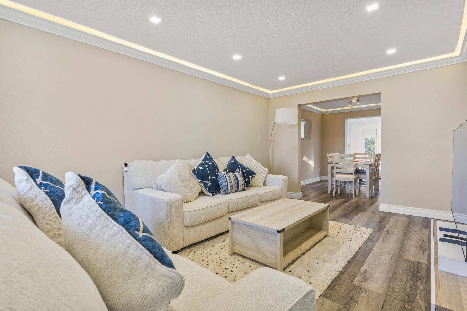 London South, ON N6E 3P5,74 Erica CRES