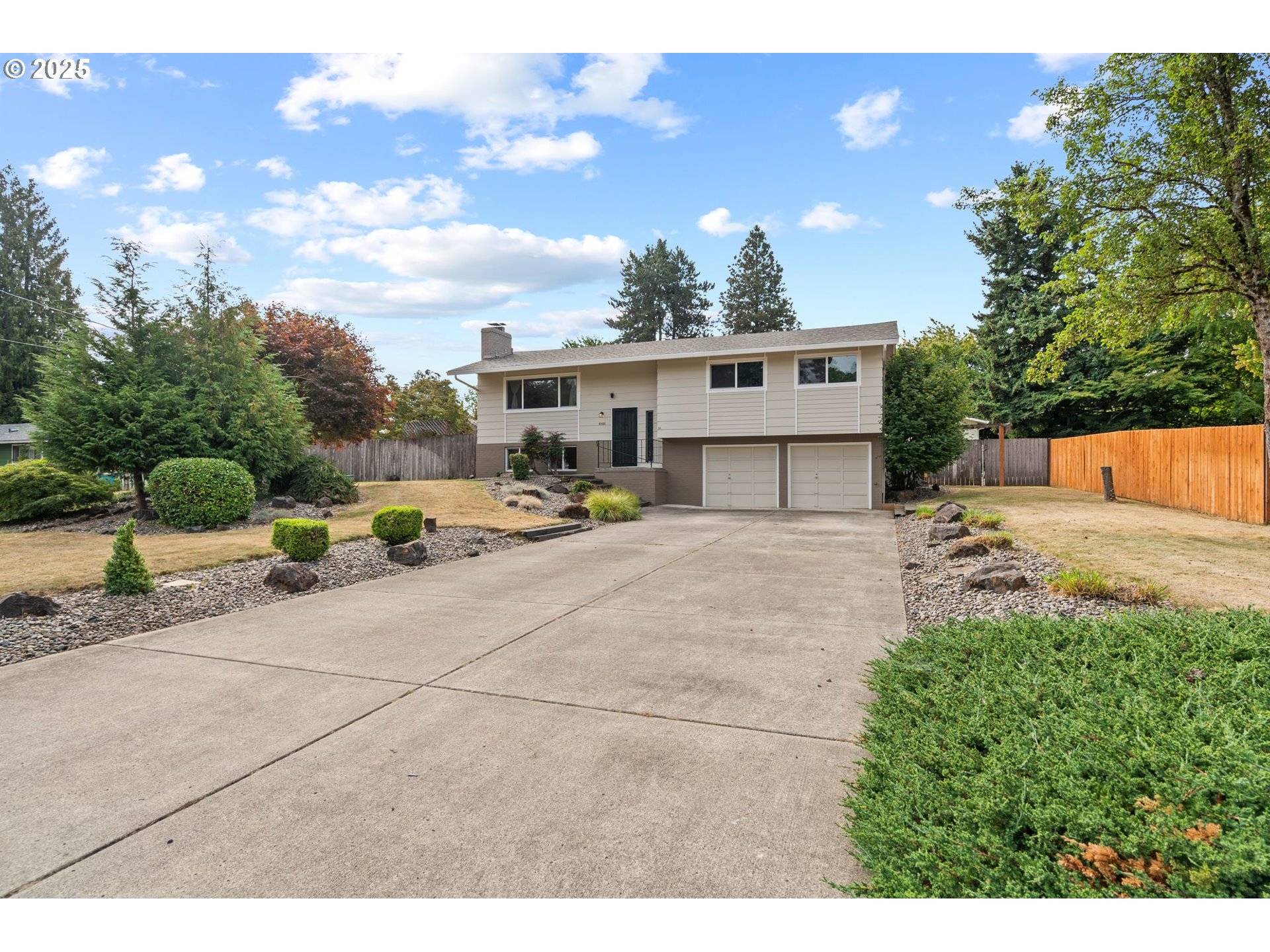 Vancouver, WA 98686,2409 NE 100TH ST