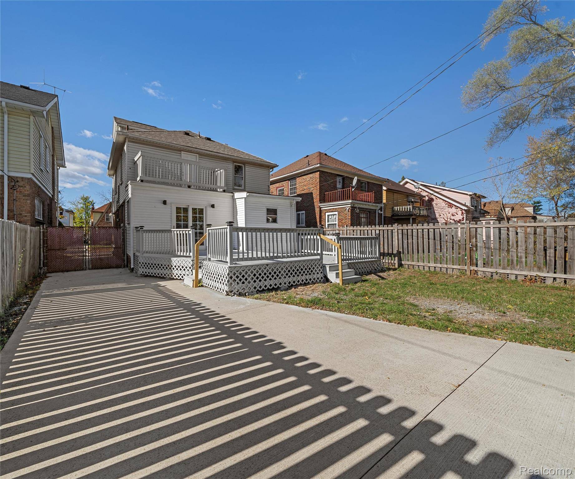 Detroit, MI 48221,16554 Muirland ST