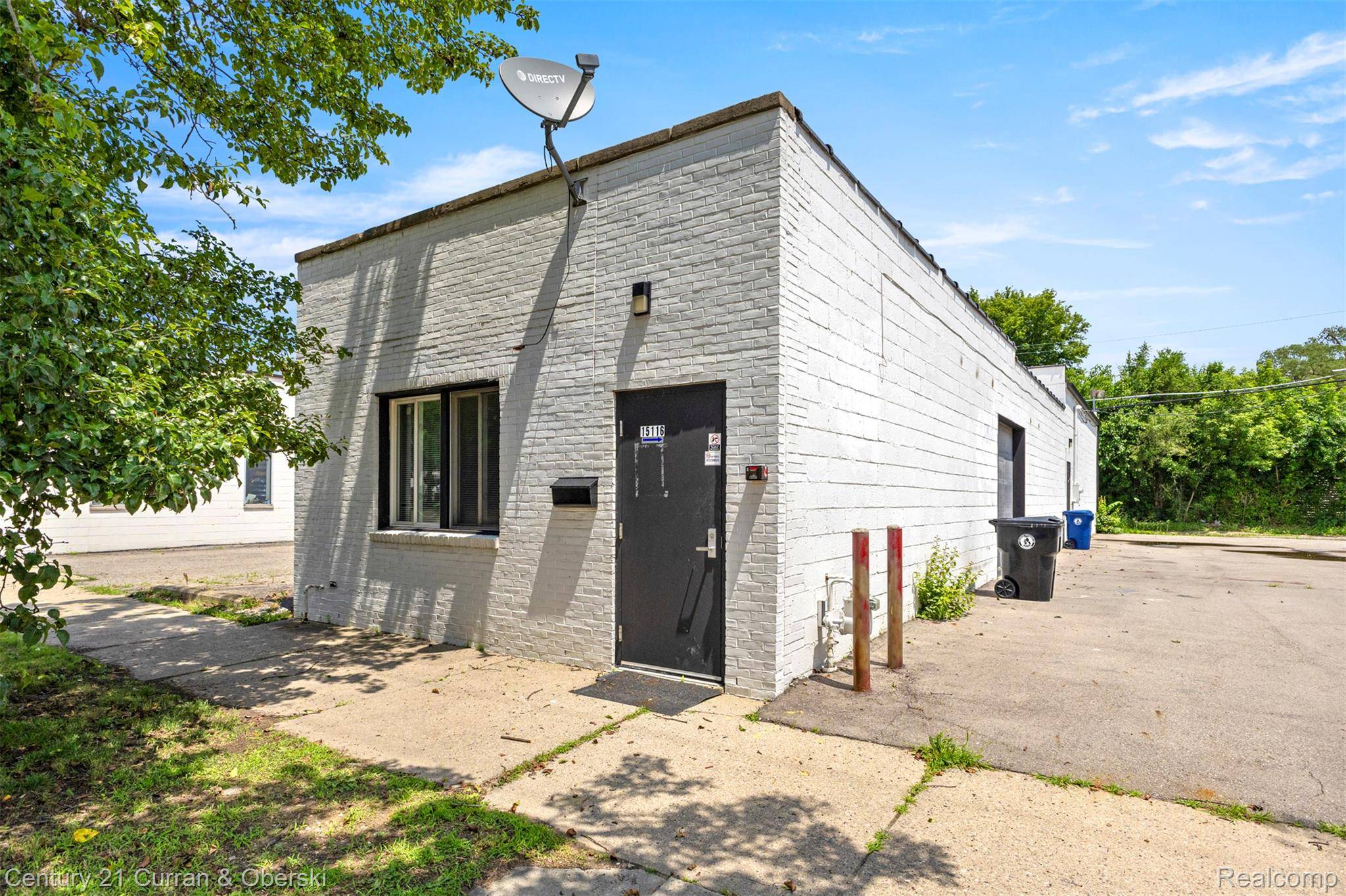 Redford, MI 48239,15116 Beech Daly RD