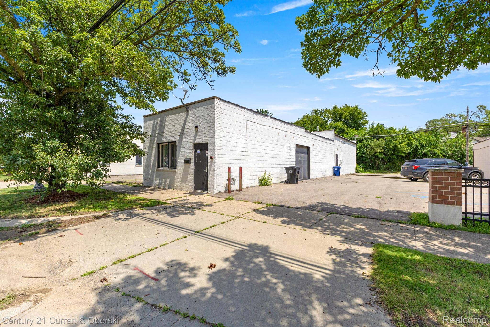 Redford, MI 48239,15116 Beech Daly RD