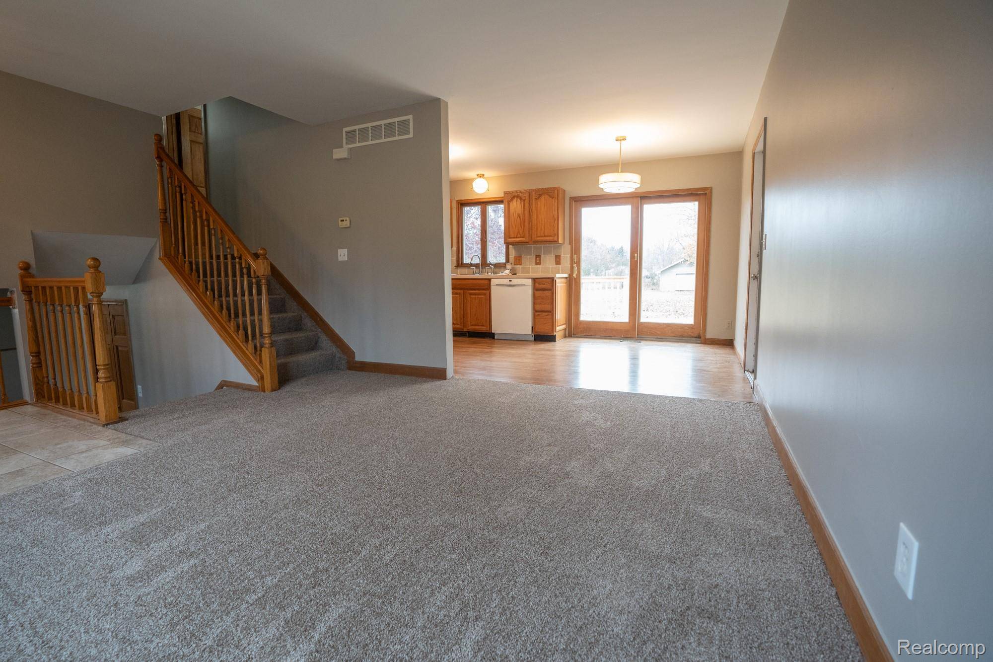 Rochester Hills, MI 48307,758 South BLVD W