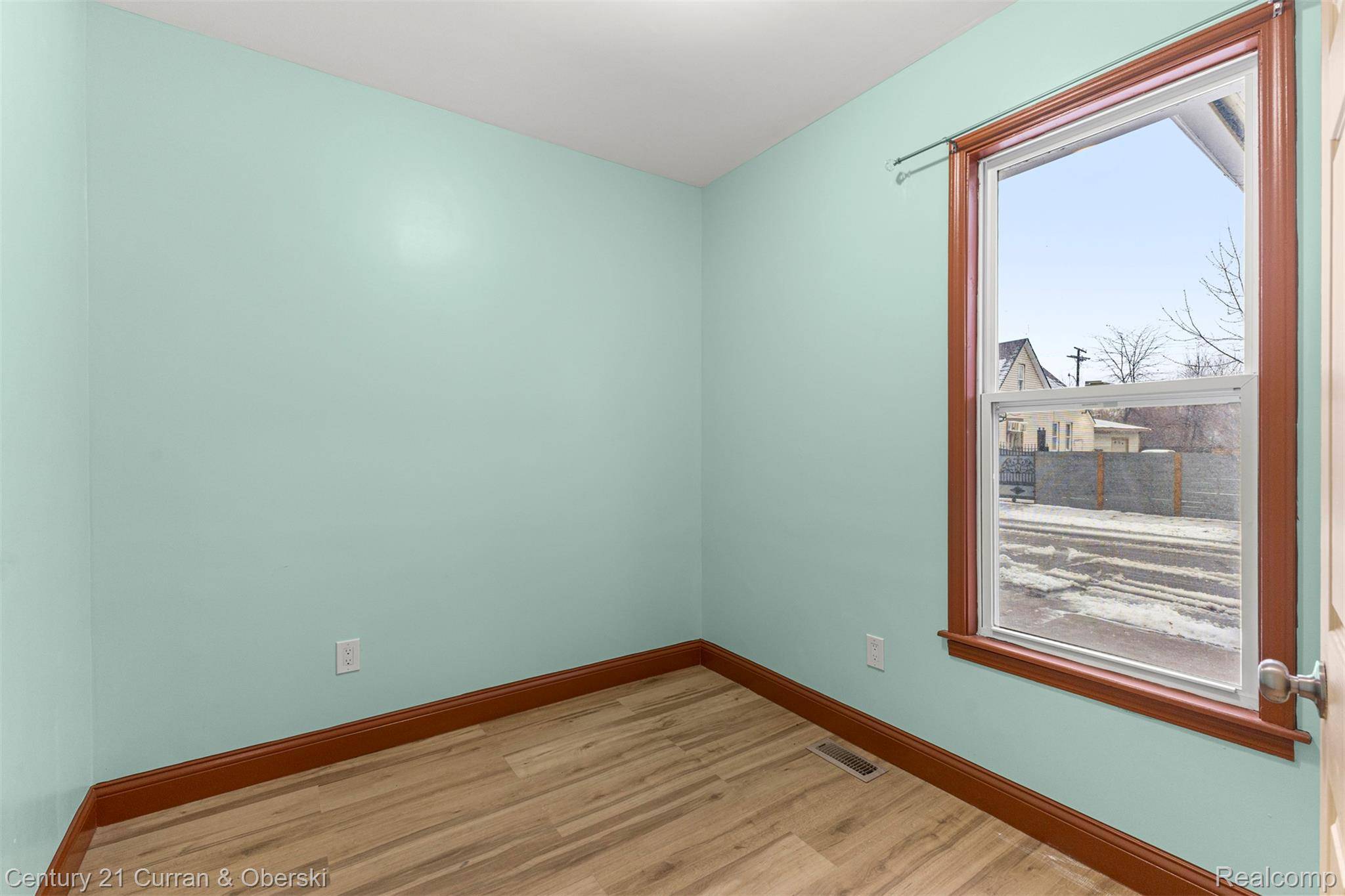 Detroit, MI 48210,4621 Junction ST