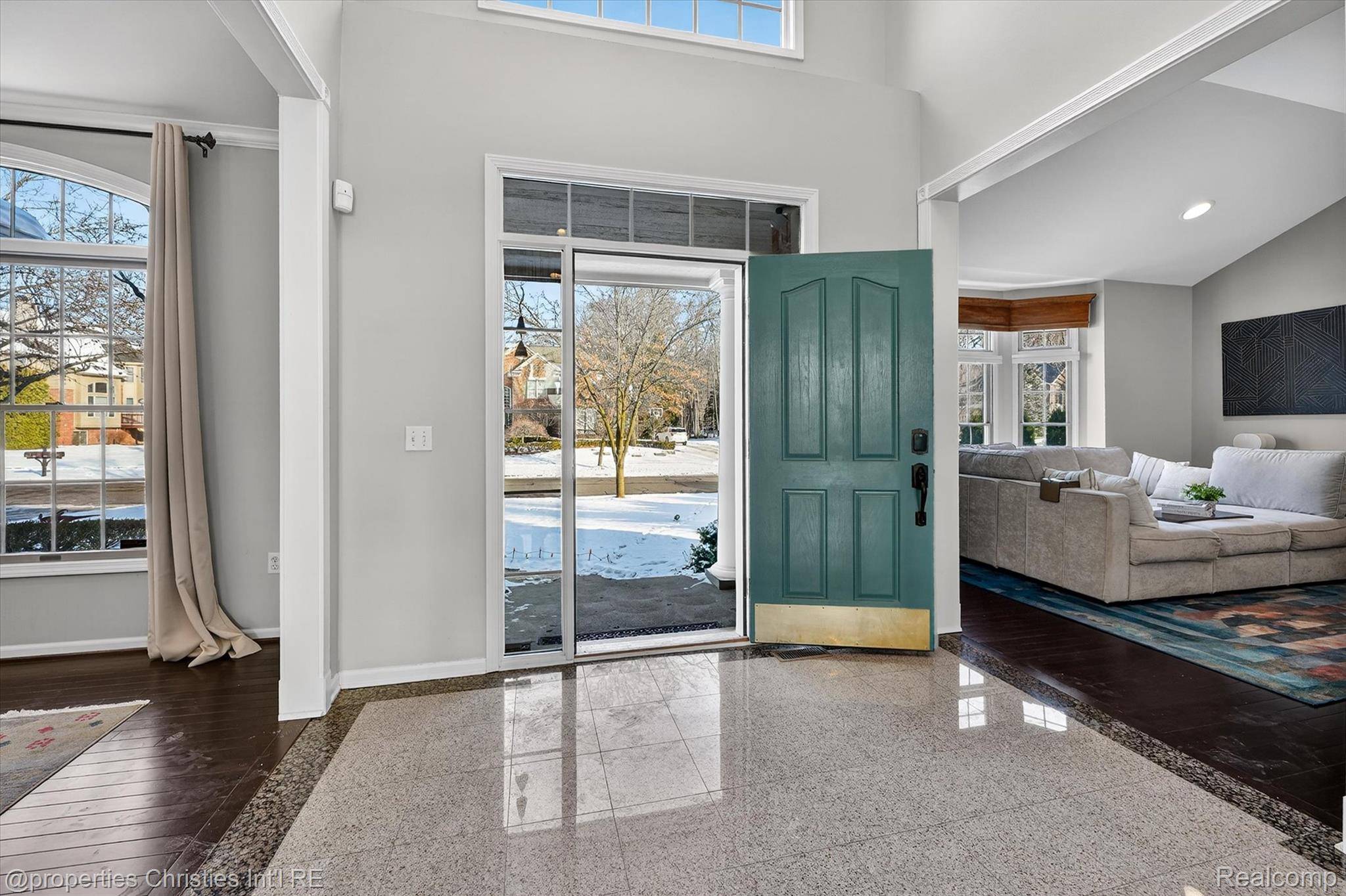 Northville, MI 48168,45653 TOURNAMENT DR N