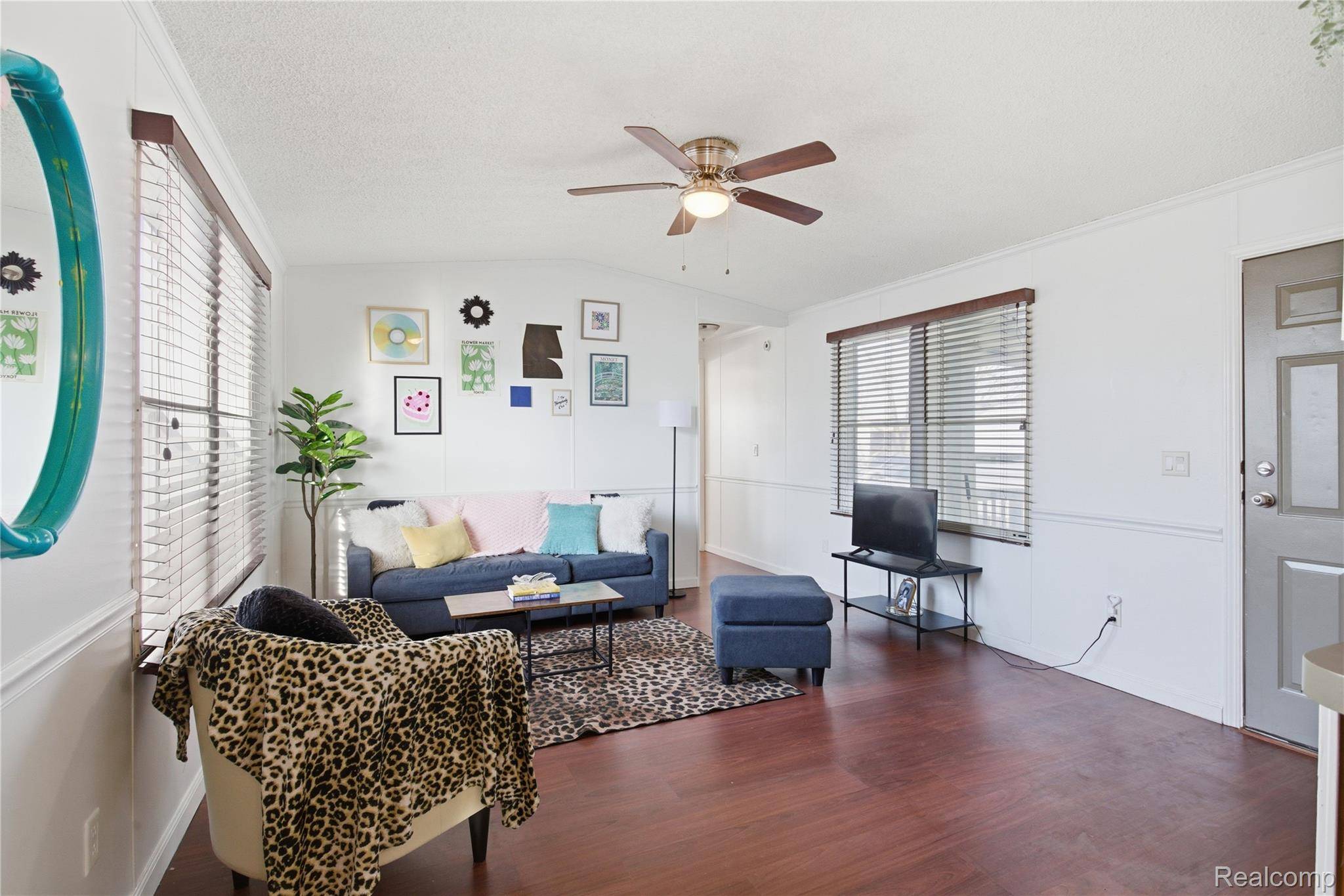 Madison Heights, MI 48071,1037 Helen Ct