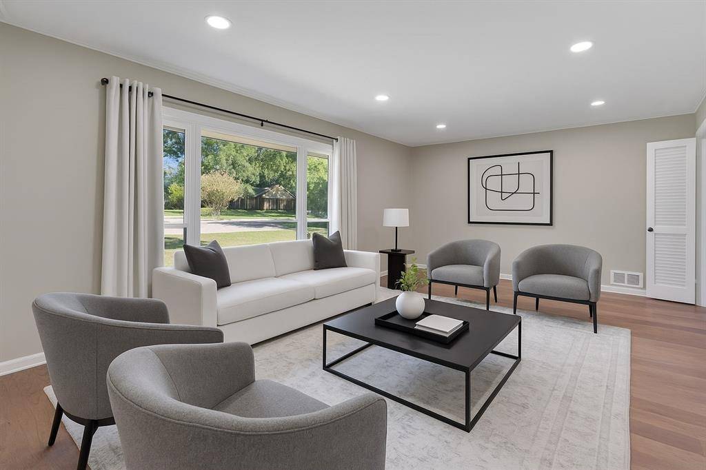 Dallas, TX 75229,3708 Waldorf Drive