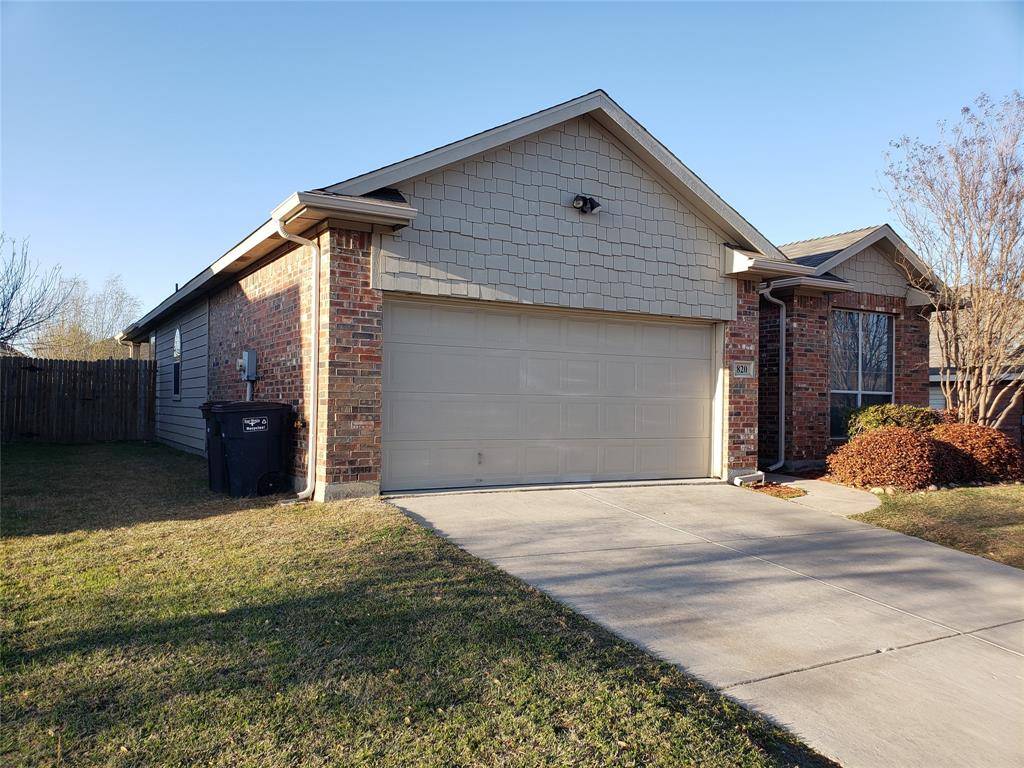 Fort Worth, TX 76052,820 Poncho Lane