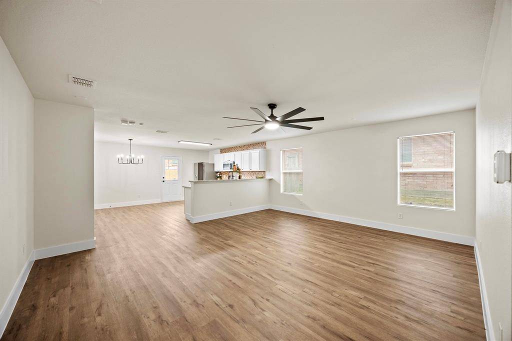 Dallas, TX 75241,6922 Tractor Drive