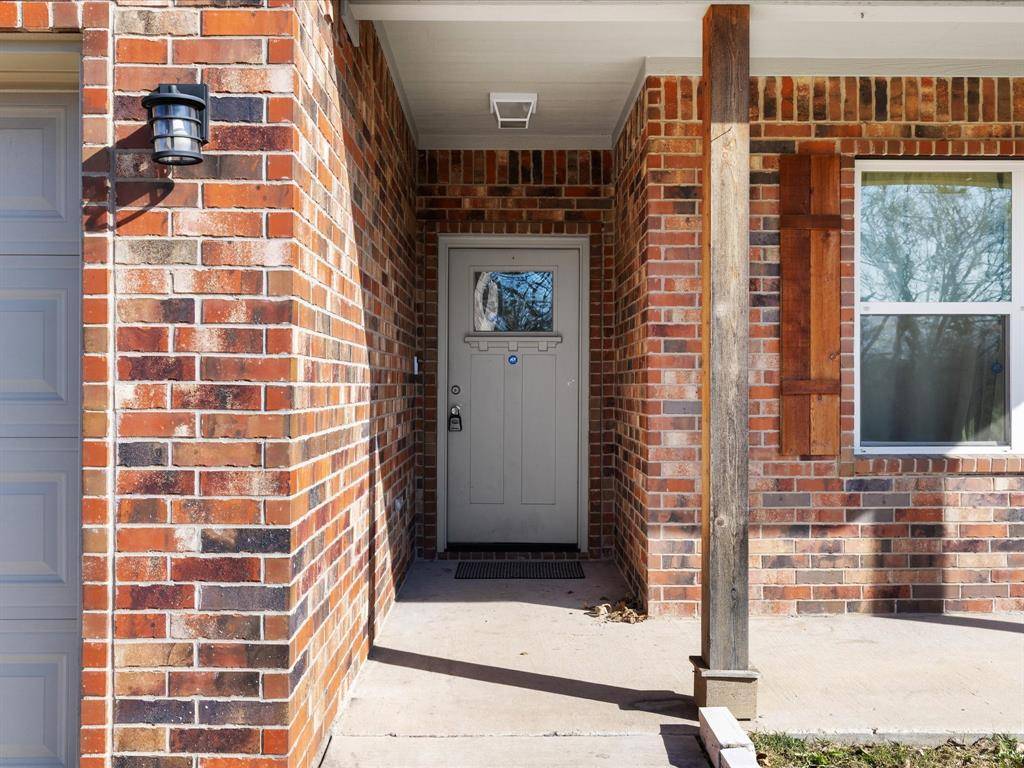 Cleburne, TX 76031,86 Tremont Street