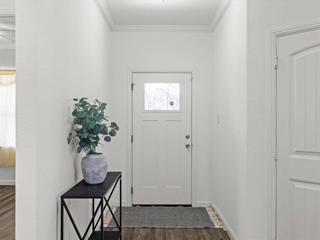 Cleburne, TX 76031,86 Tremont Street