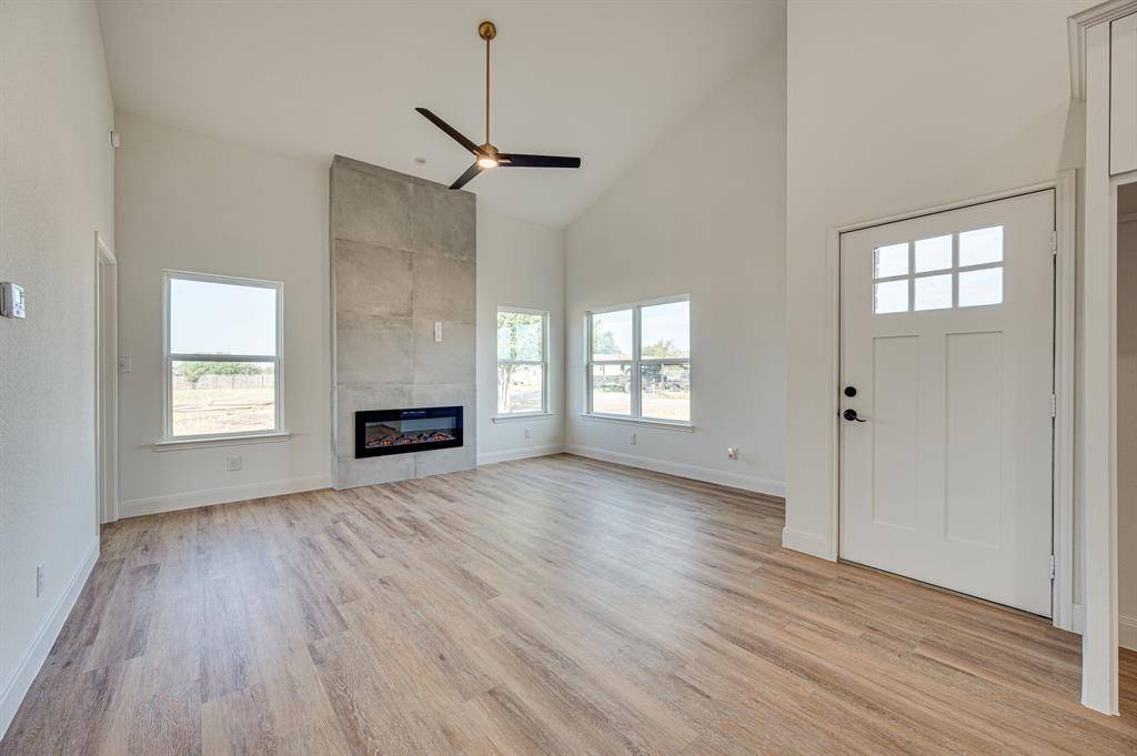 West Tawakoni, TX 75474,413 Caro Drive