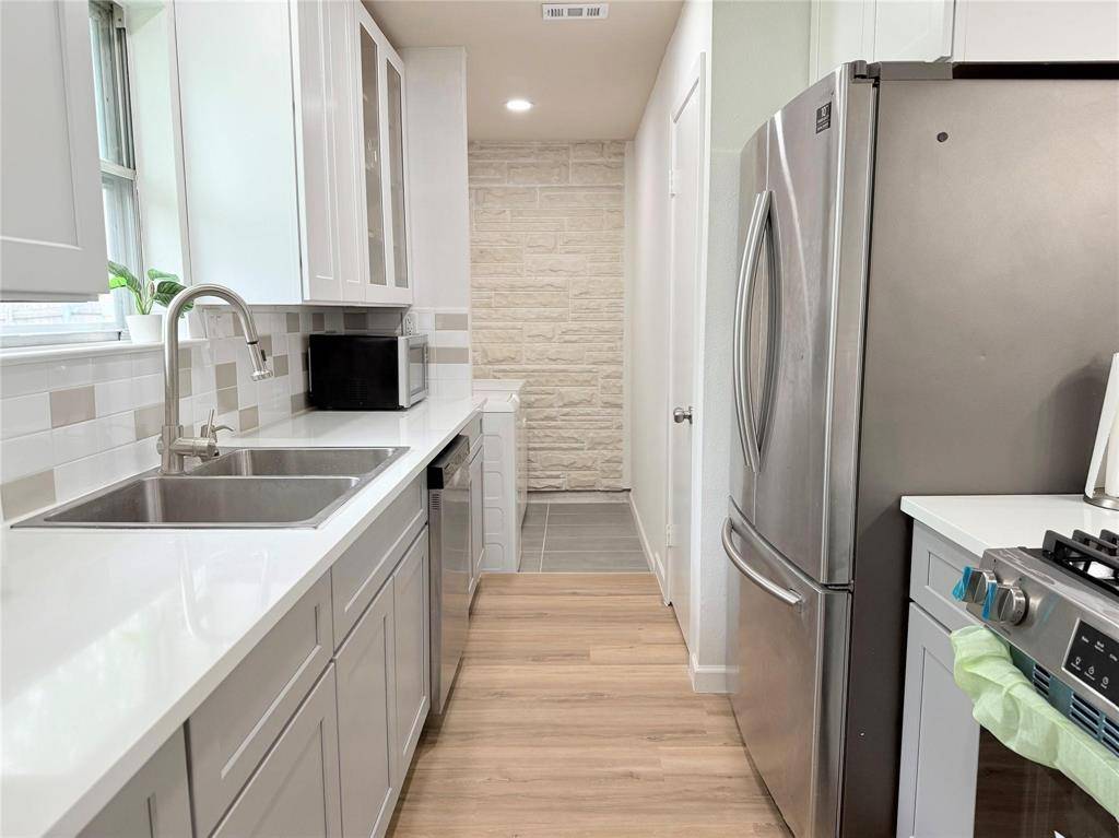 Garland, TX 75040,522 Milky Way