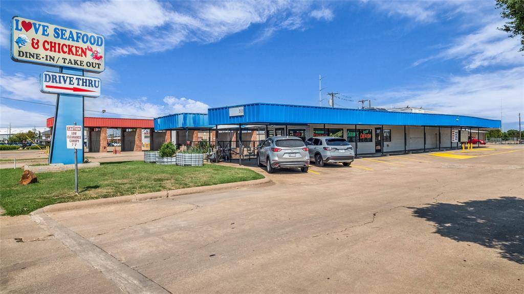 Garland, TX 75040,313 Castle Drive