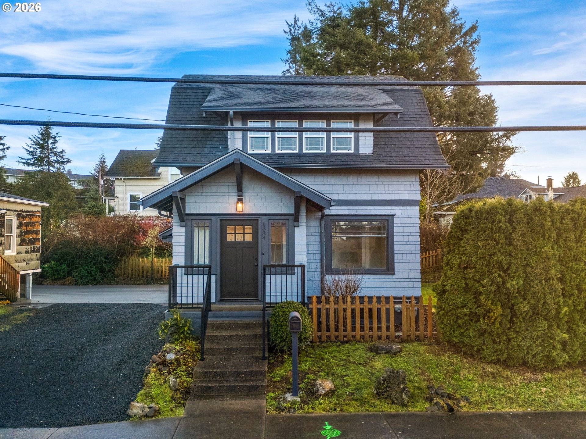 Astoria, OR 97103,1334 8TH ST