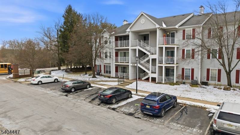 North Brunswick Twp., NJ 08902,12 Kingston Run