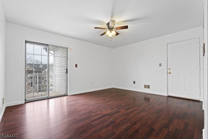 North Brunswick Twp., NJ 08902,12 Kingston Run