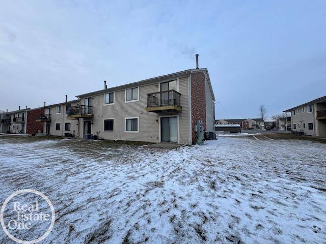 Roseville, MI 48066,30757 Hidden Pines LN