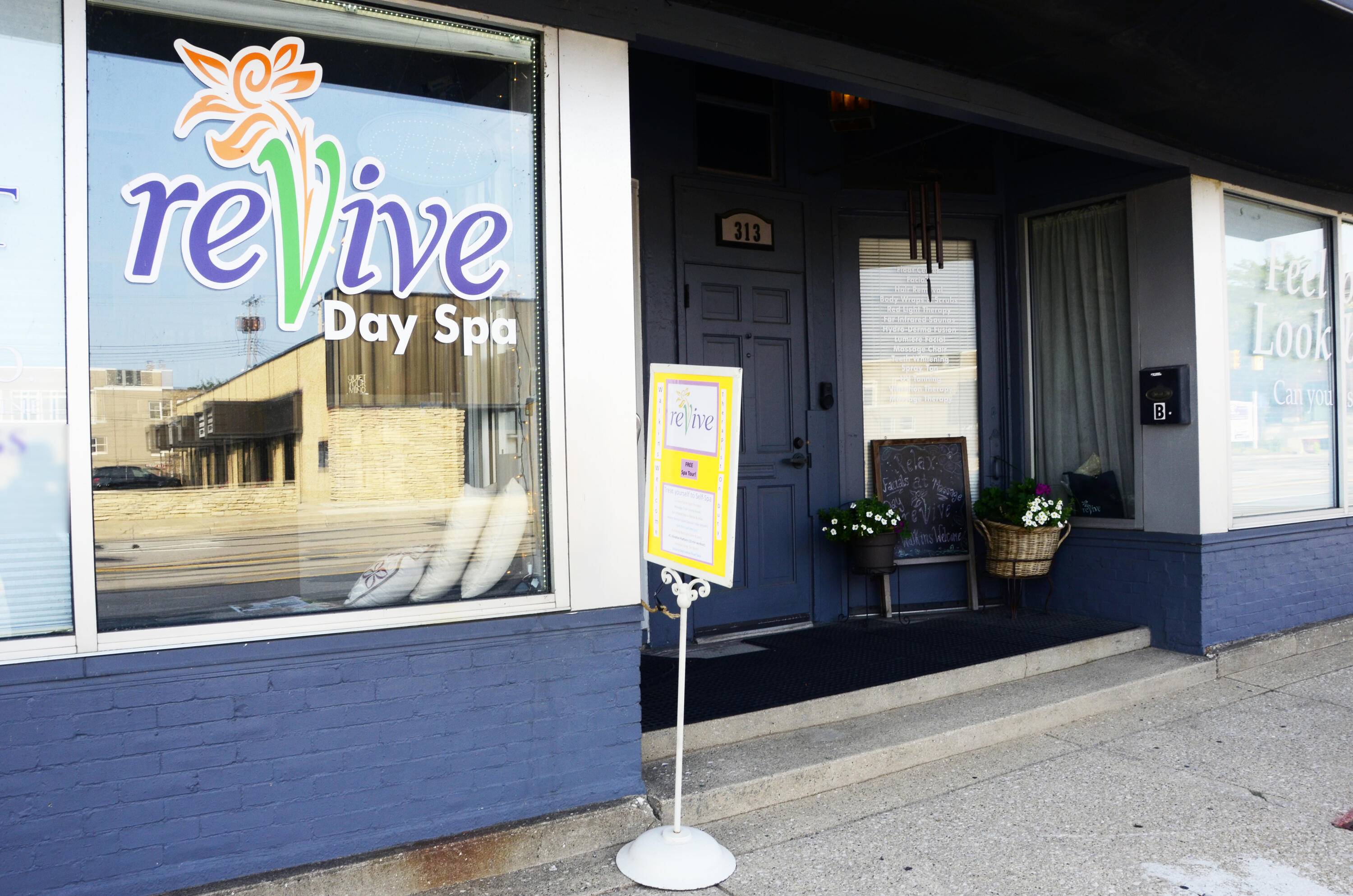 St. Joseph, MI 49085,313 Main ST