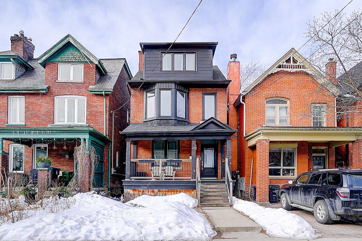 Toronto C01, ON M6H 2P1,20 Concord AVE #Main