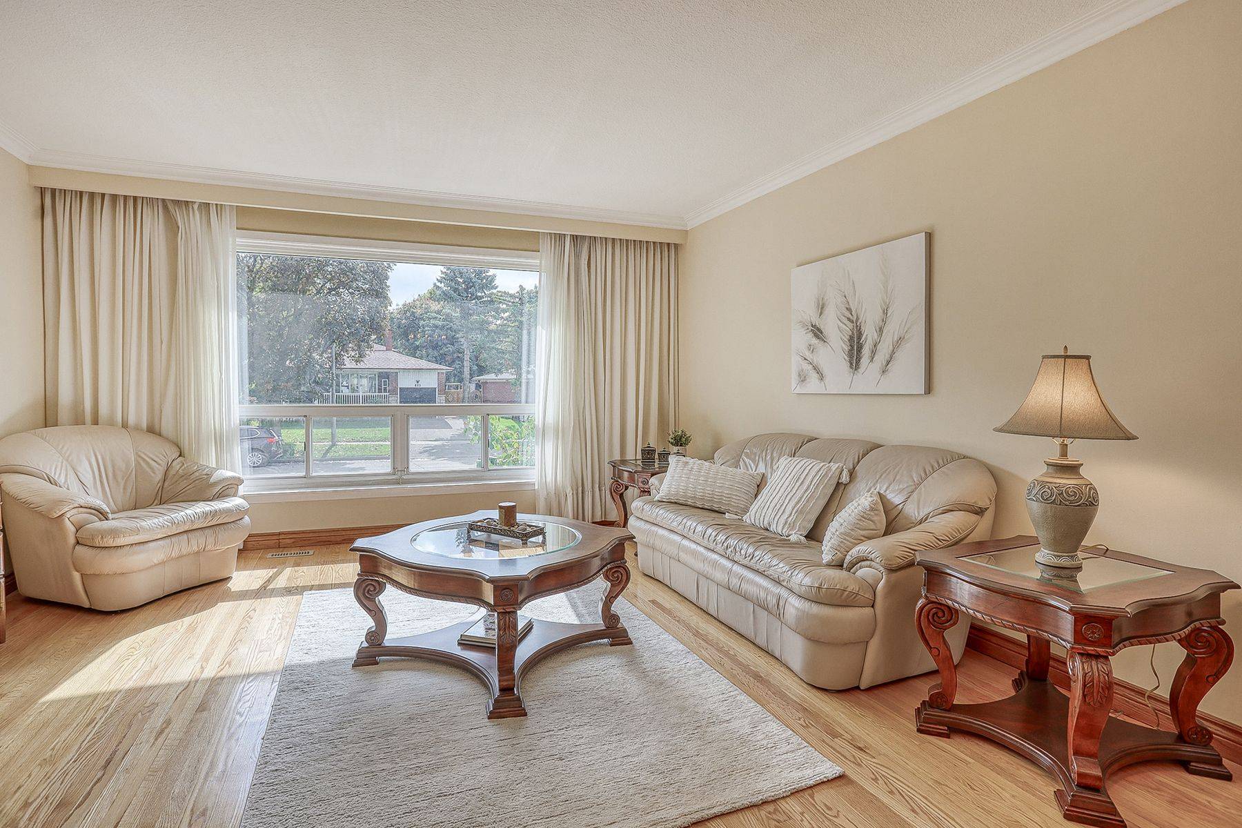 Toronto E09, ON M1E 4C6,31 Purpledusk TRL