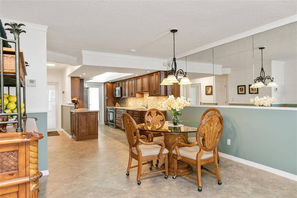 Pompano Beach, FL 33062,2731 NE 14th Street Cswy #605