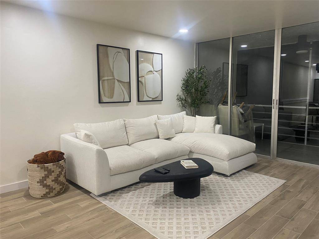 Davie, FL 33324,9471 Evergreen Pl #301