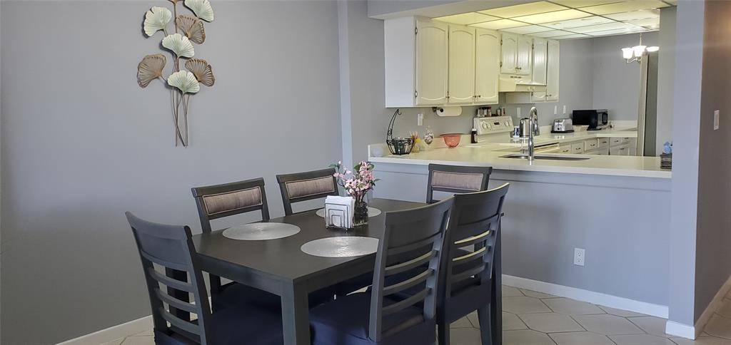 Boca Raton, FL 33432,9 Royal Palm Way #601