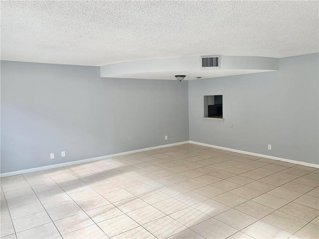 Fort Lauderdale, FL 33311,680 TENNIS CLUB DR #103