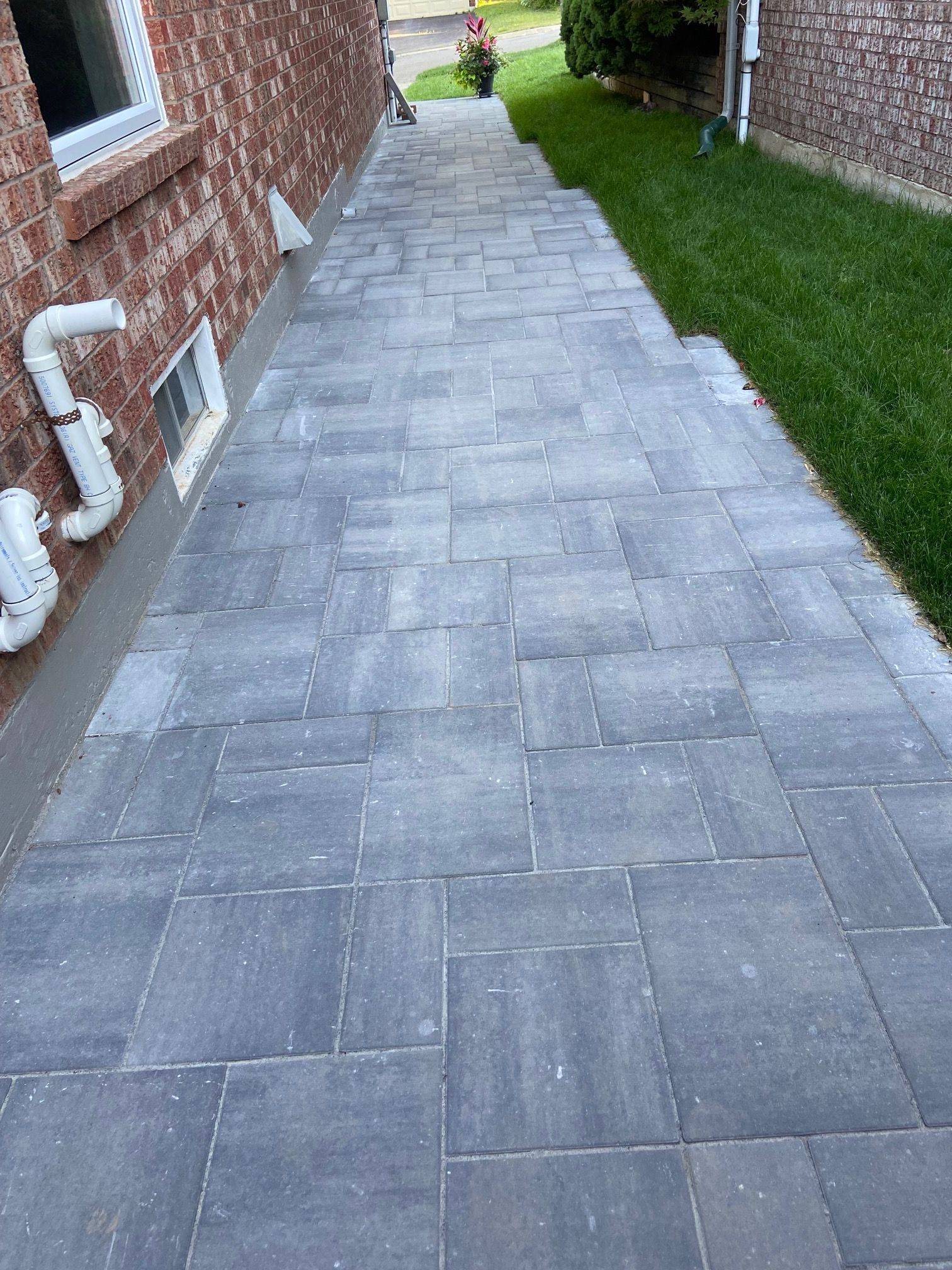 Aurora, ON L4G 6N3,50 Buttonwood TRL