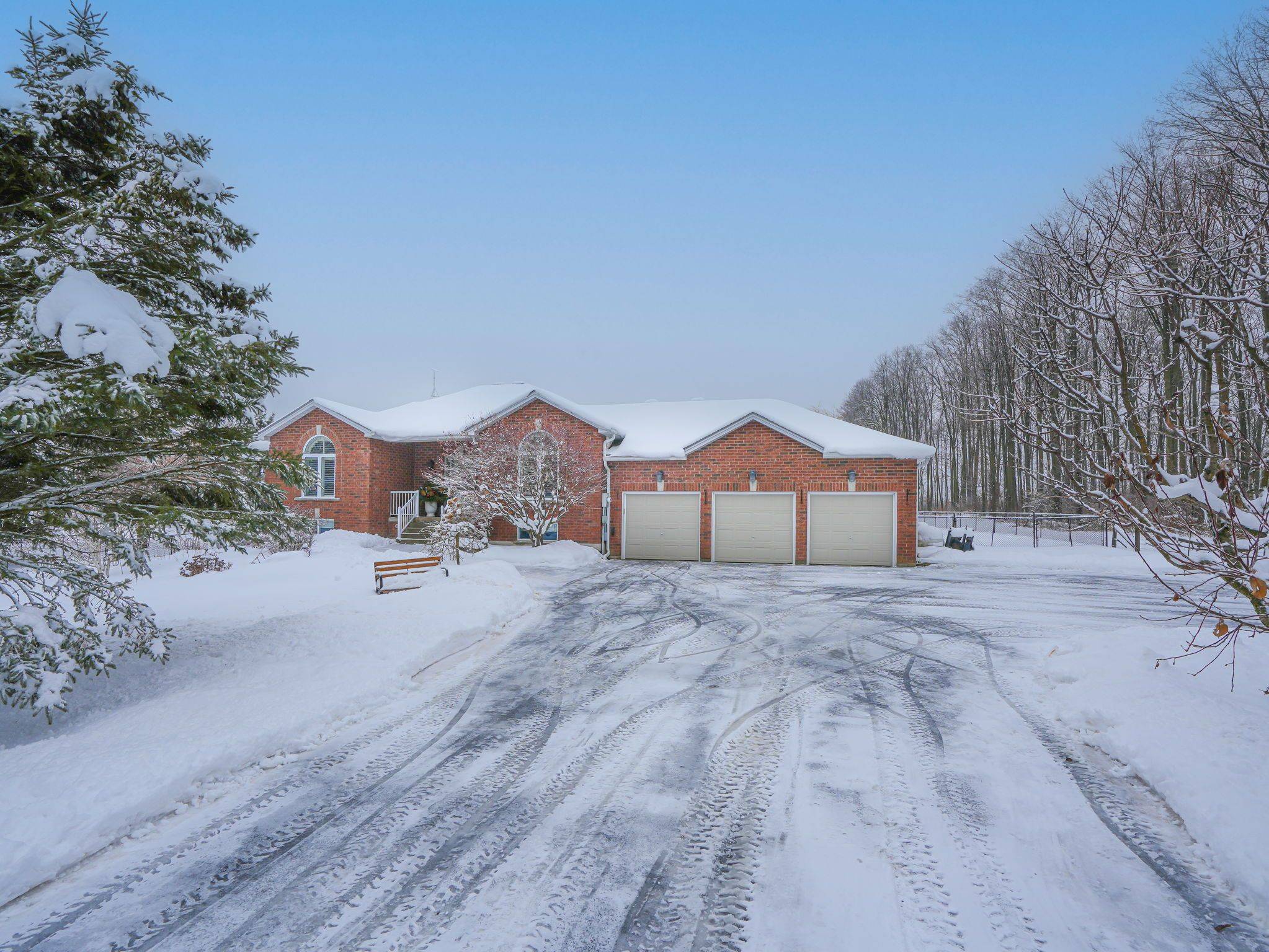 Adjala-tosorontio, ON L0M 1M0,7558 Concession Road 2 RD