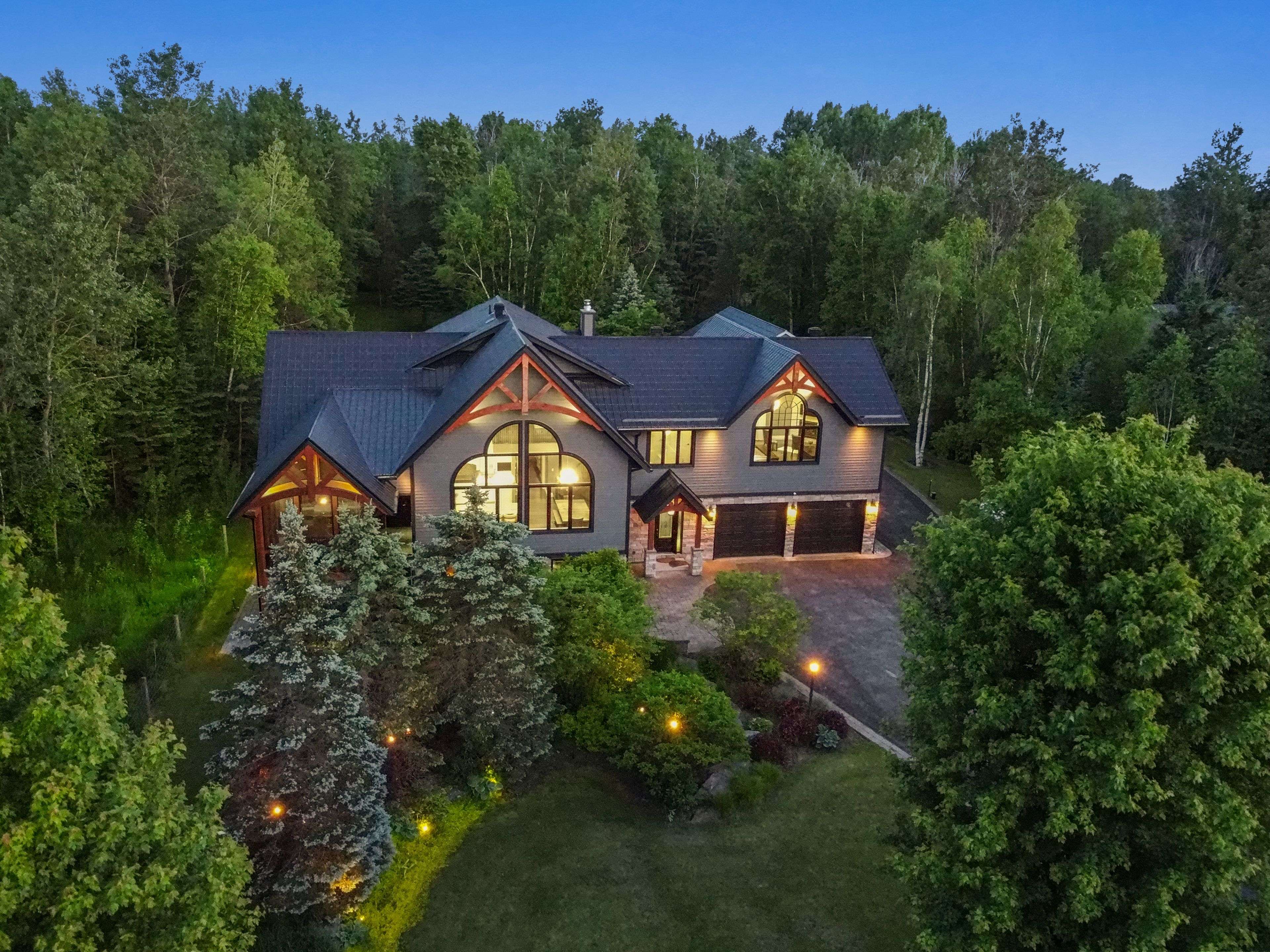 Essa, ON L0M 1T0,5409 25th Side Road E