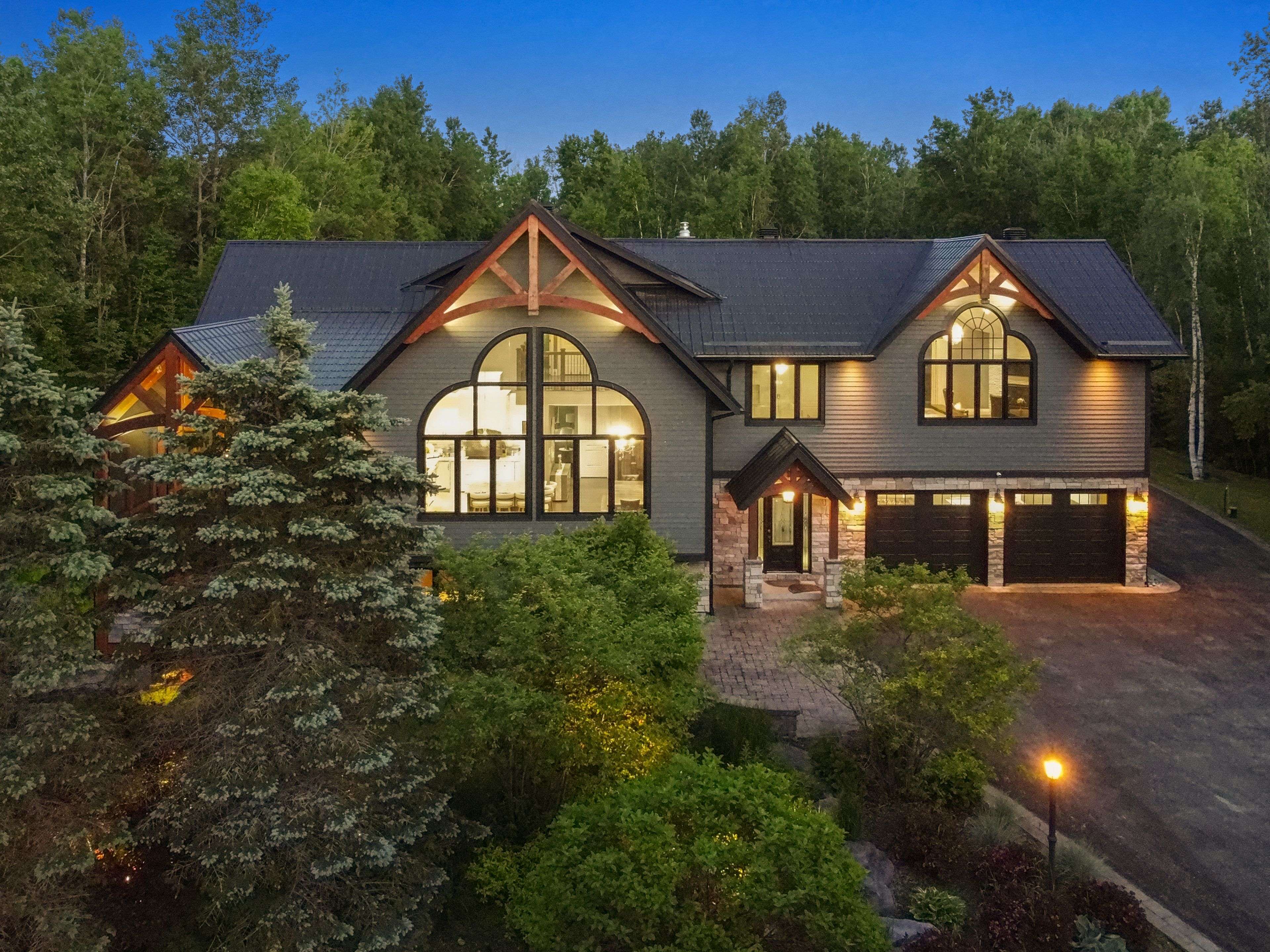 Essa, ON L0M 1T0,5409 25th Side Road E