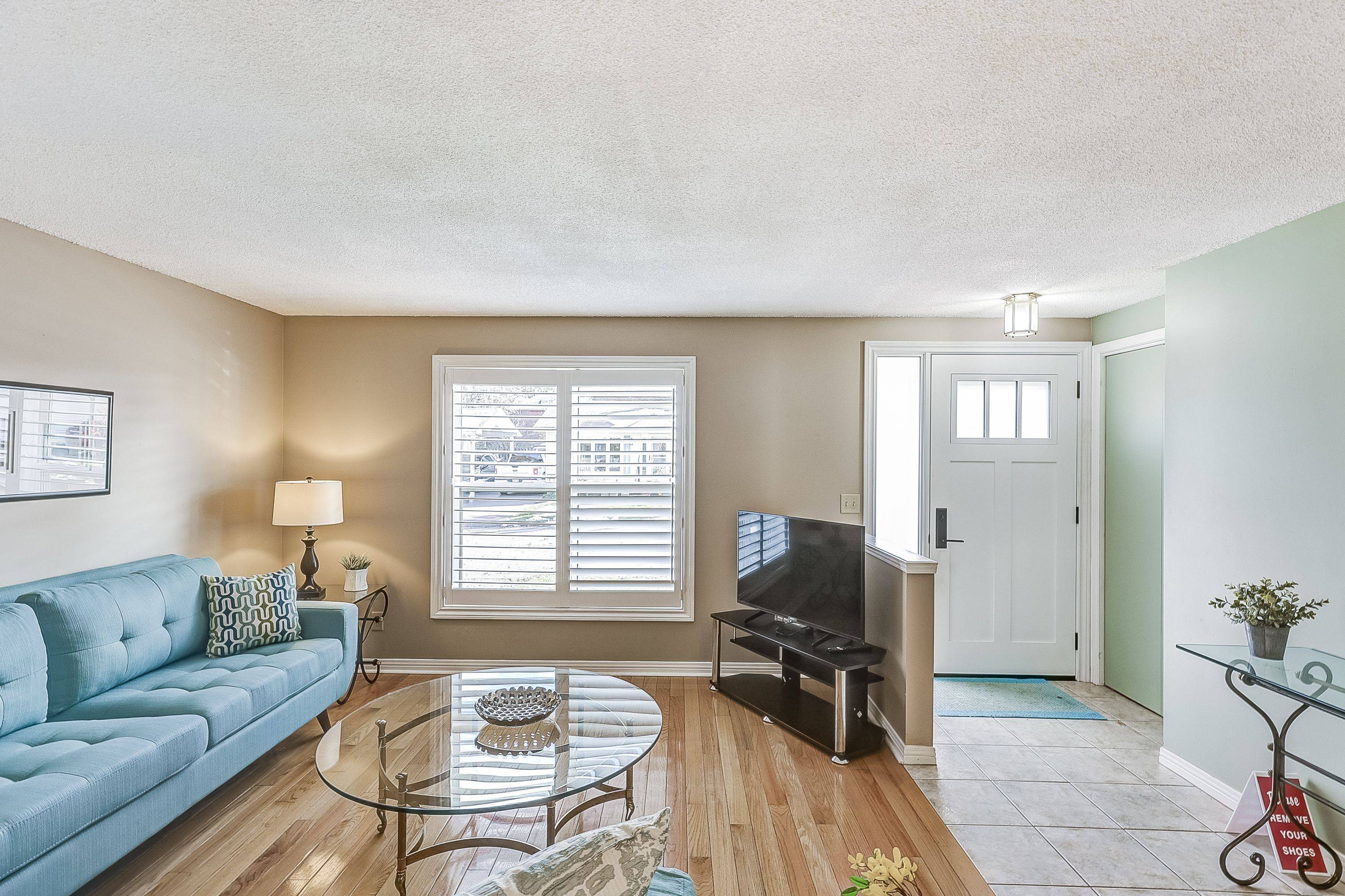 Newmarket, ON L3Y 8C5,Address not disclosed