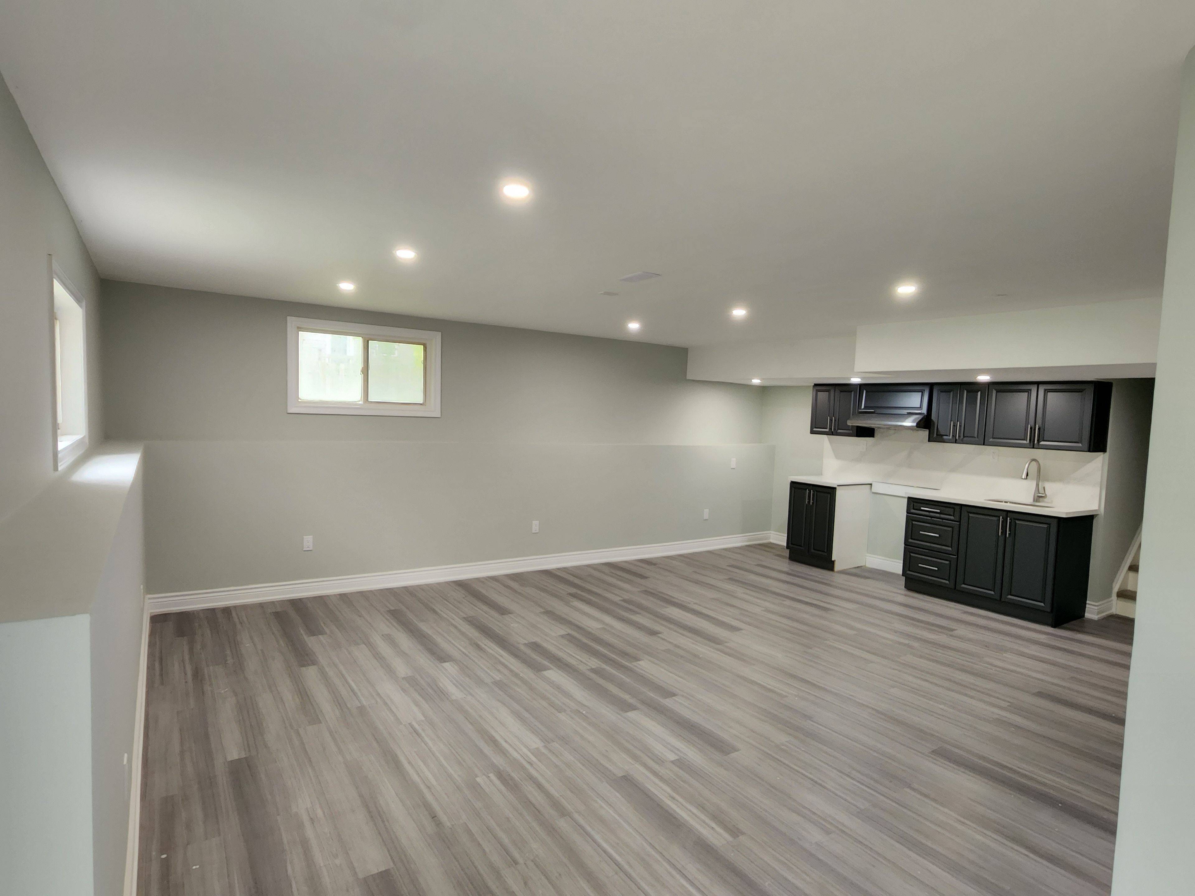 Innisfil, ON L9S 4L4,802 Cedarvale DR #Basement